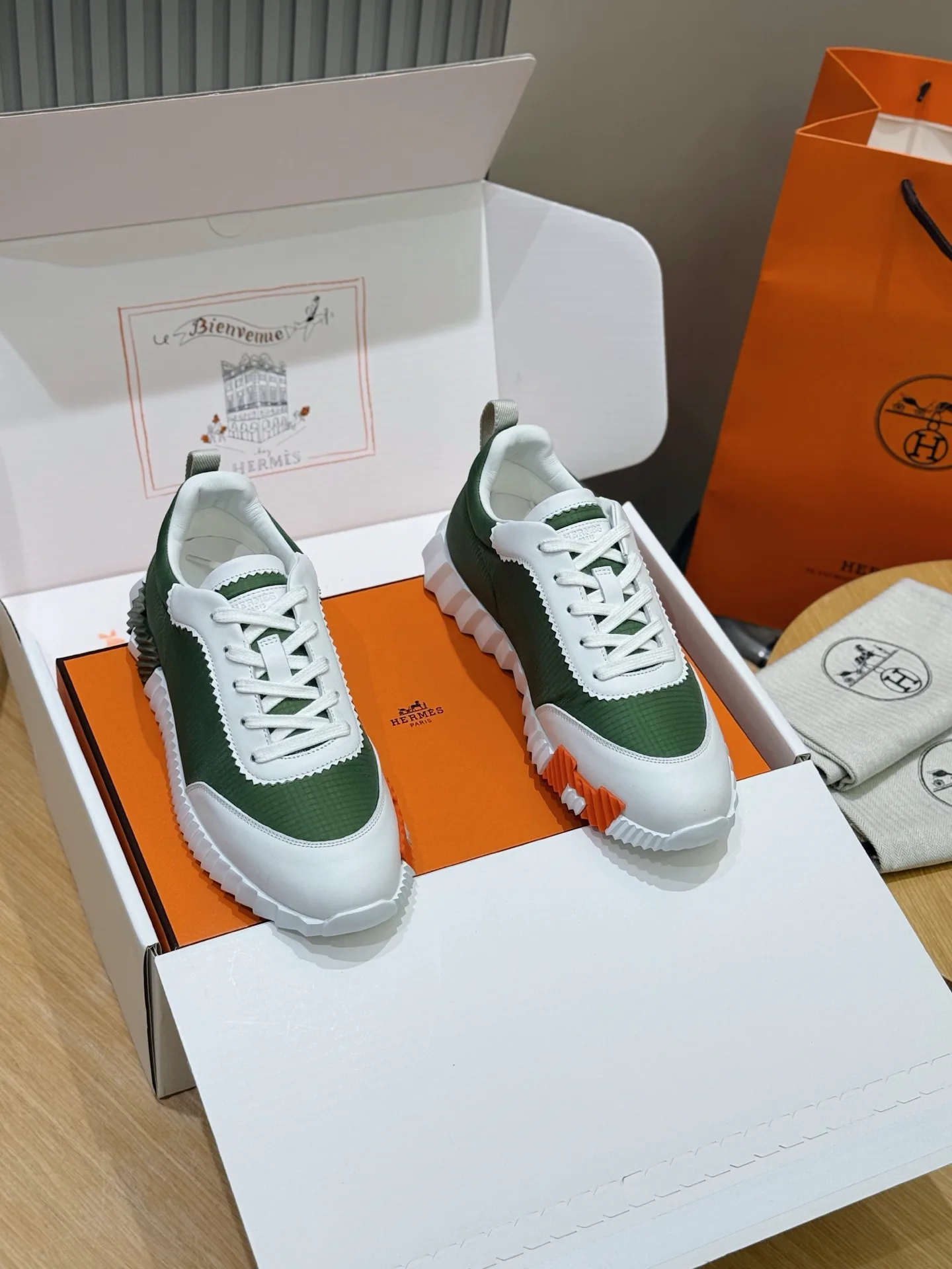 Кроссовки Мужские Hermes 13164670