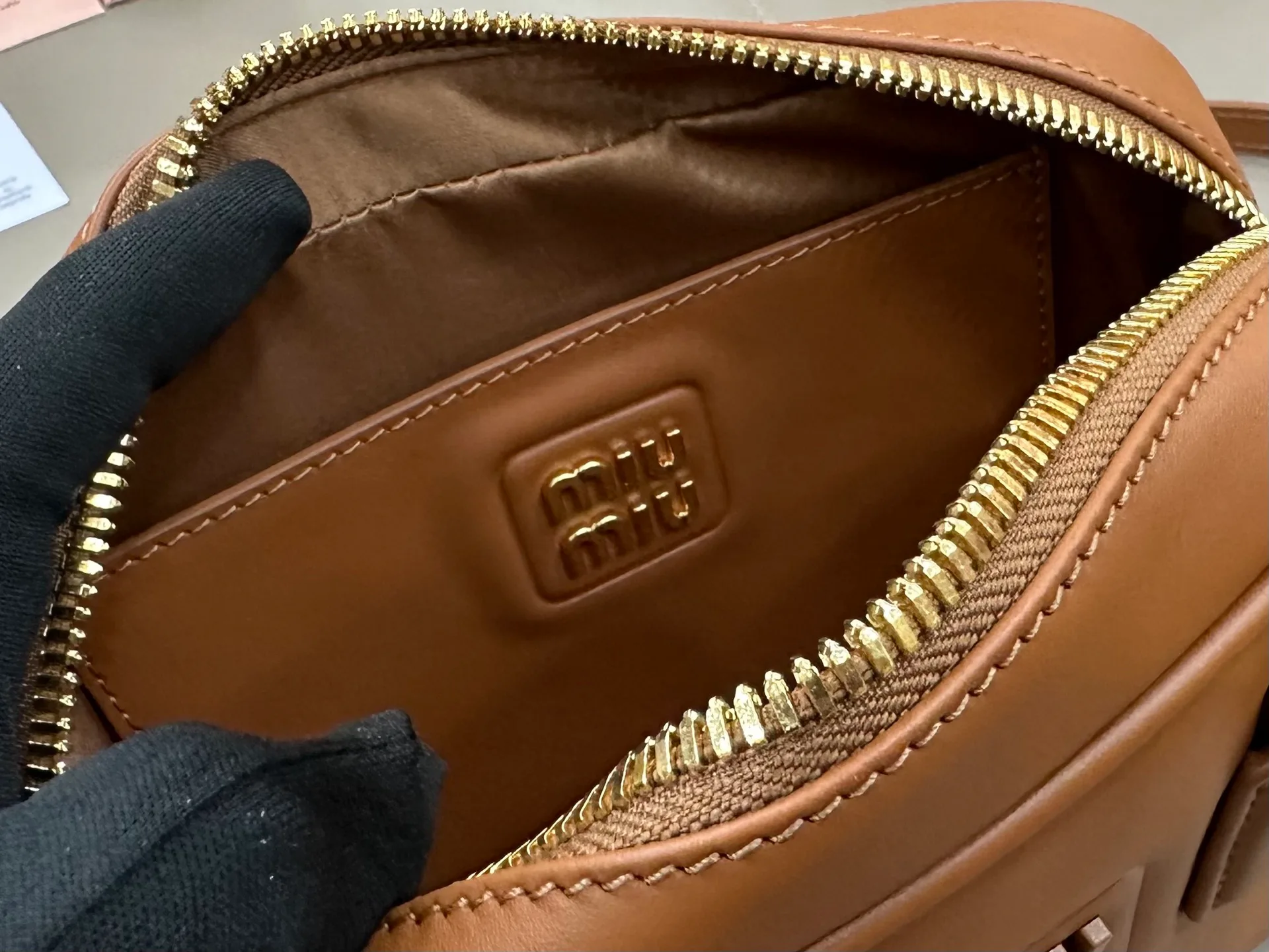 Классические Сумки Женские Miu Miu 11524740
