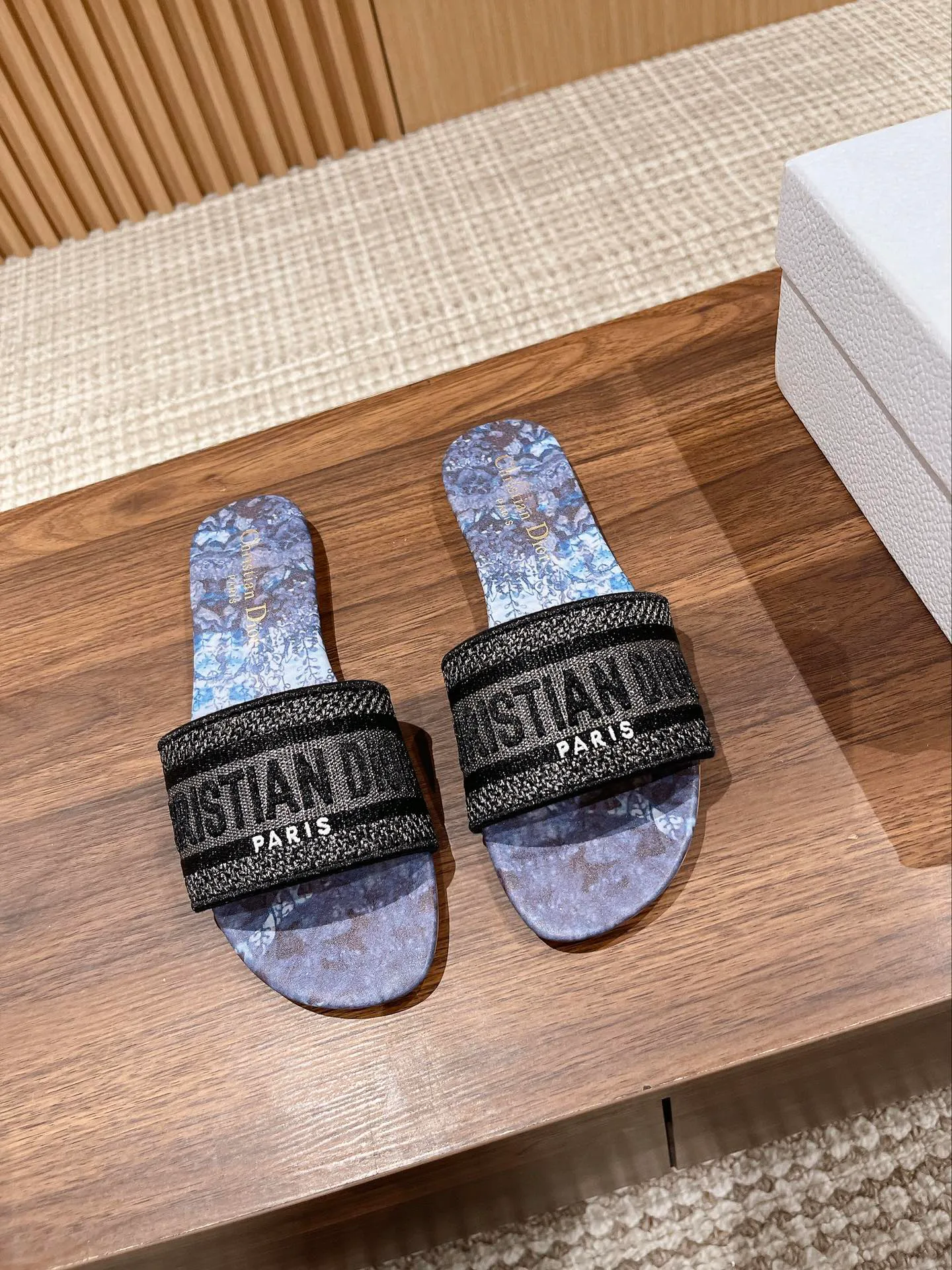 Шлепанцы Женские Christian Dior 11600067