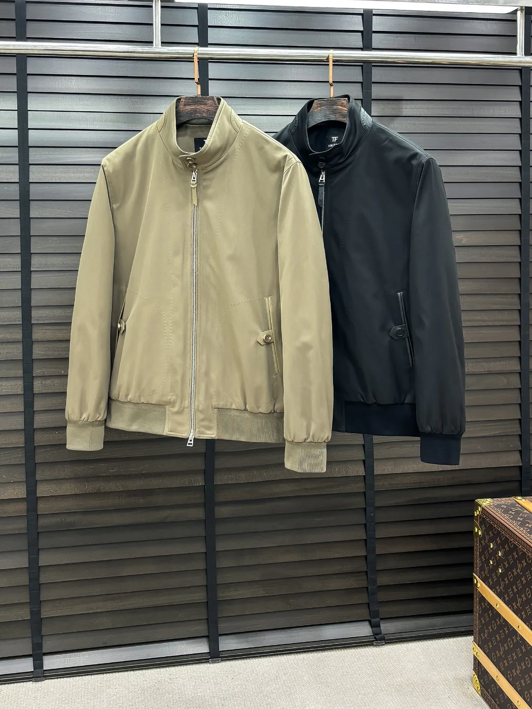 Куртки И Пуховики Мужские Tom Ford 3034731