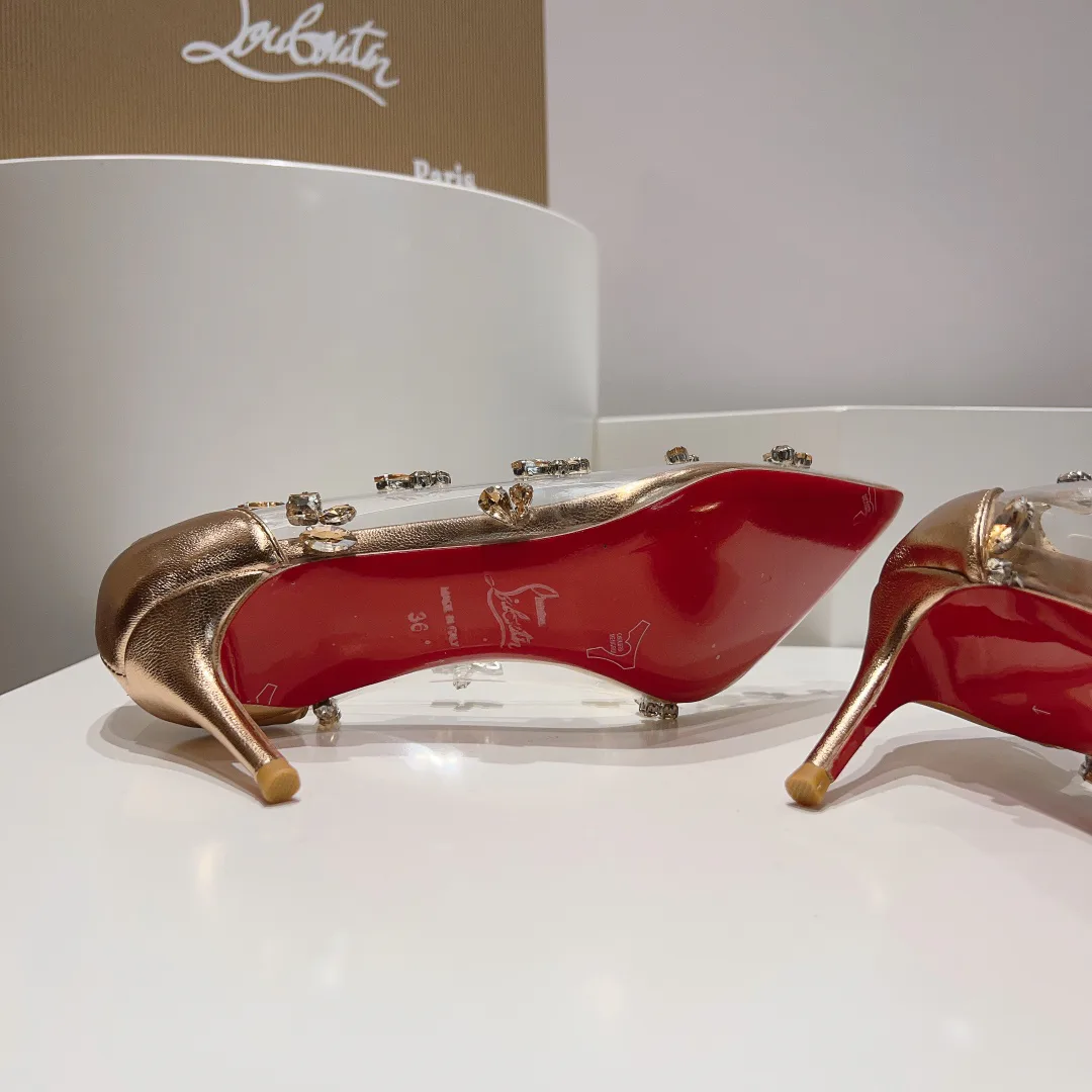 Туфли Женские Christian Louboutin 18004005