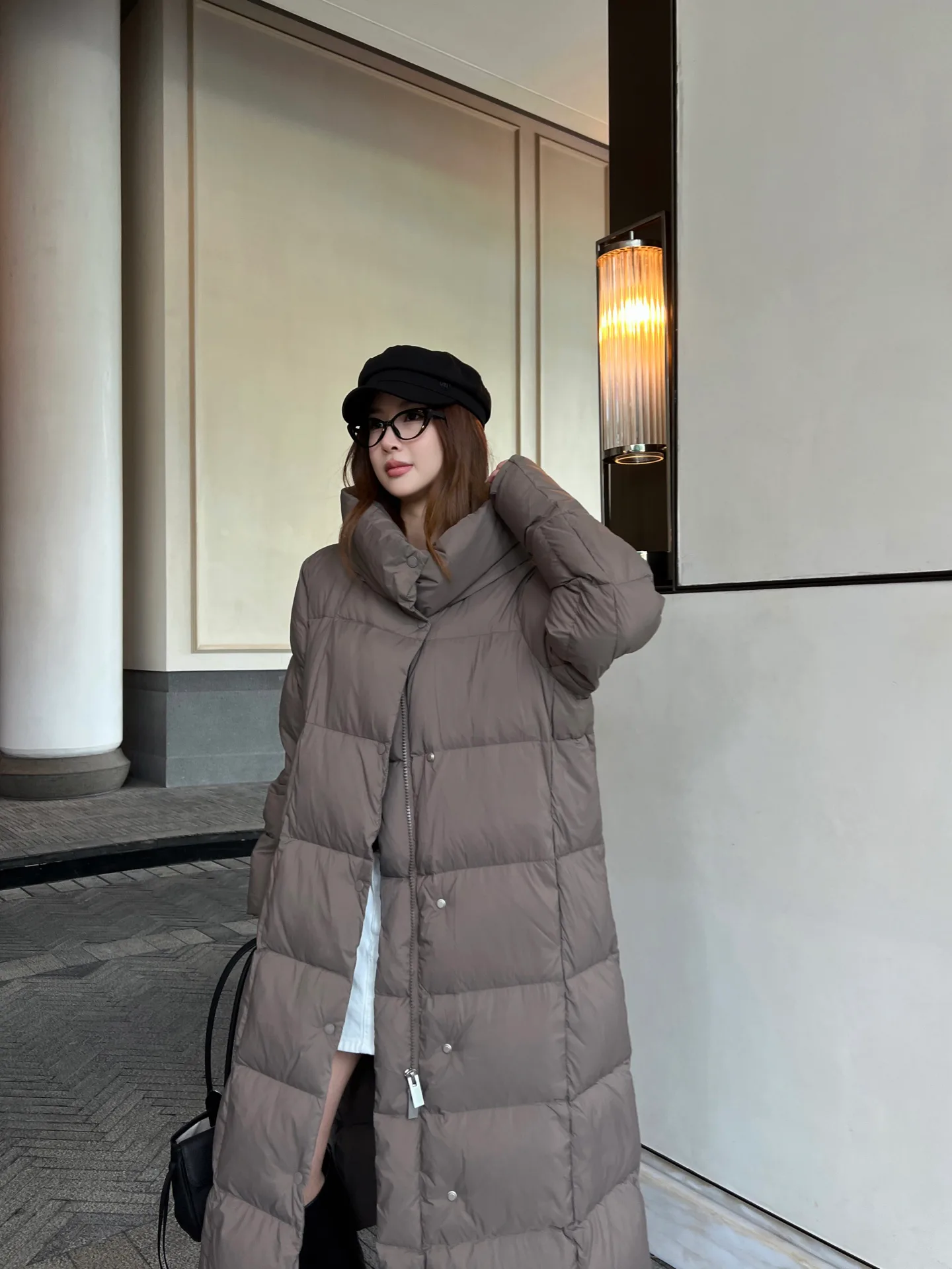 Куртки И Пуховики Женские Canada Goose 18108338