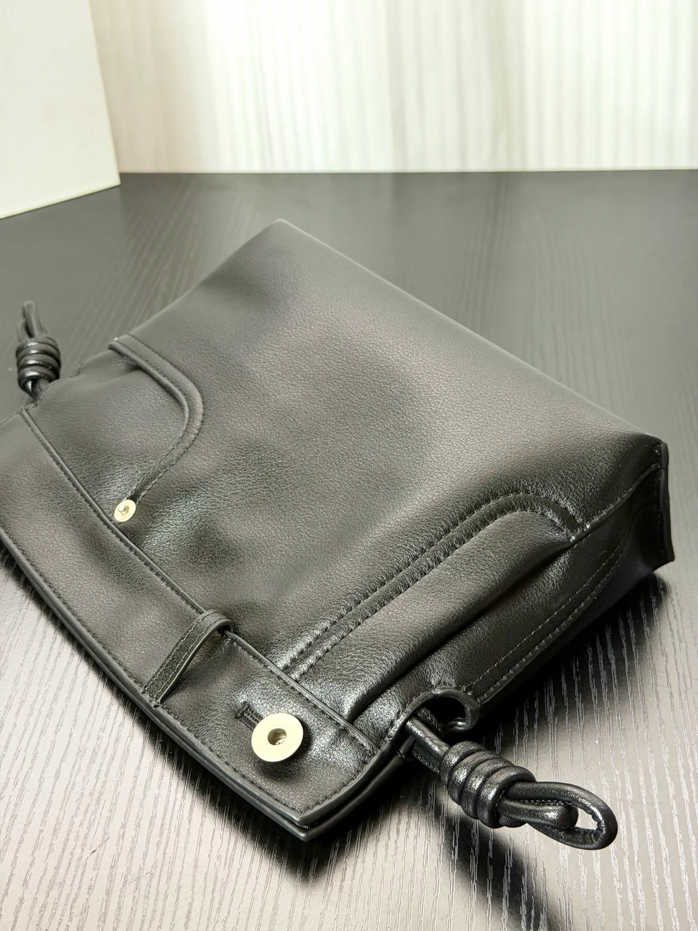 Классические Сумки Женские Loewe 12669062