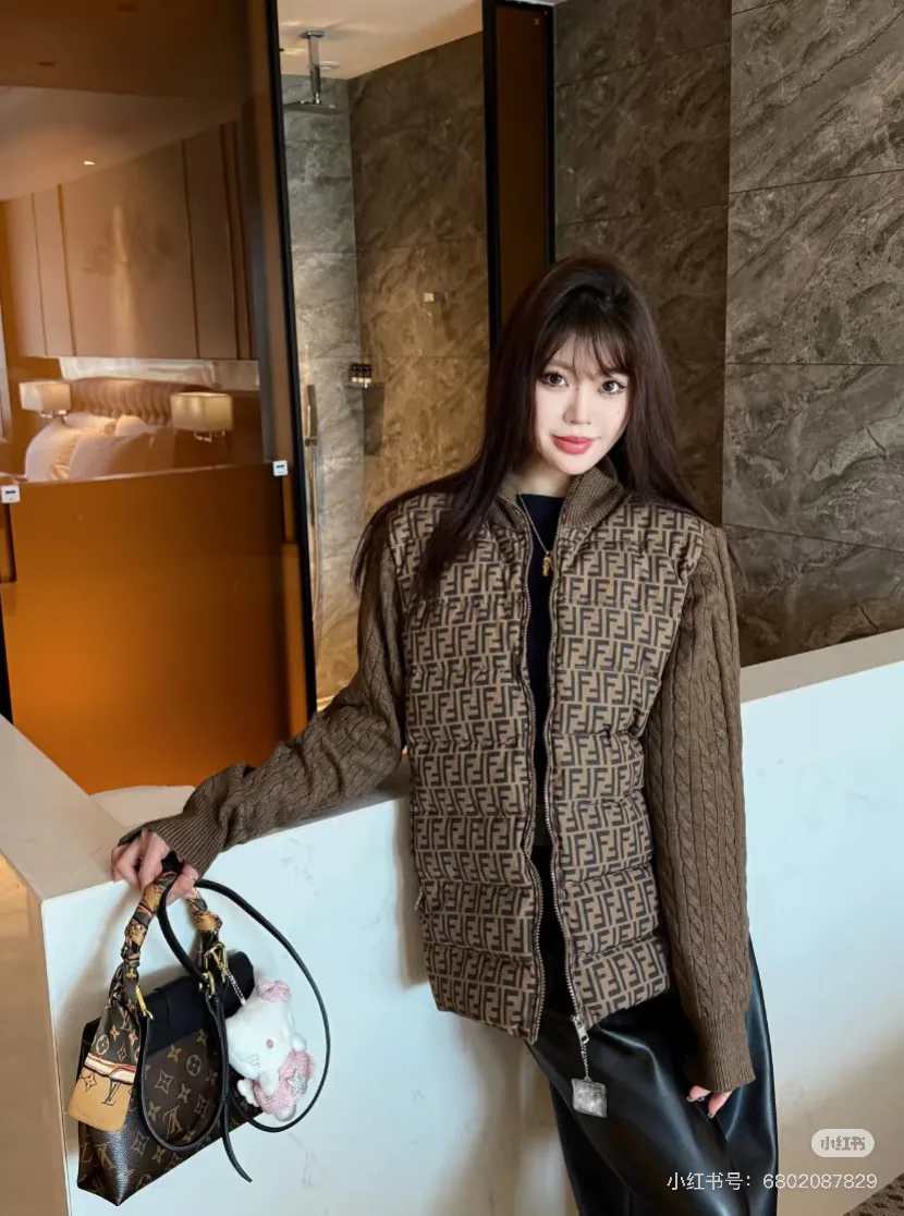 Куртки И Пуховики Женские Fendi 5380147