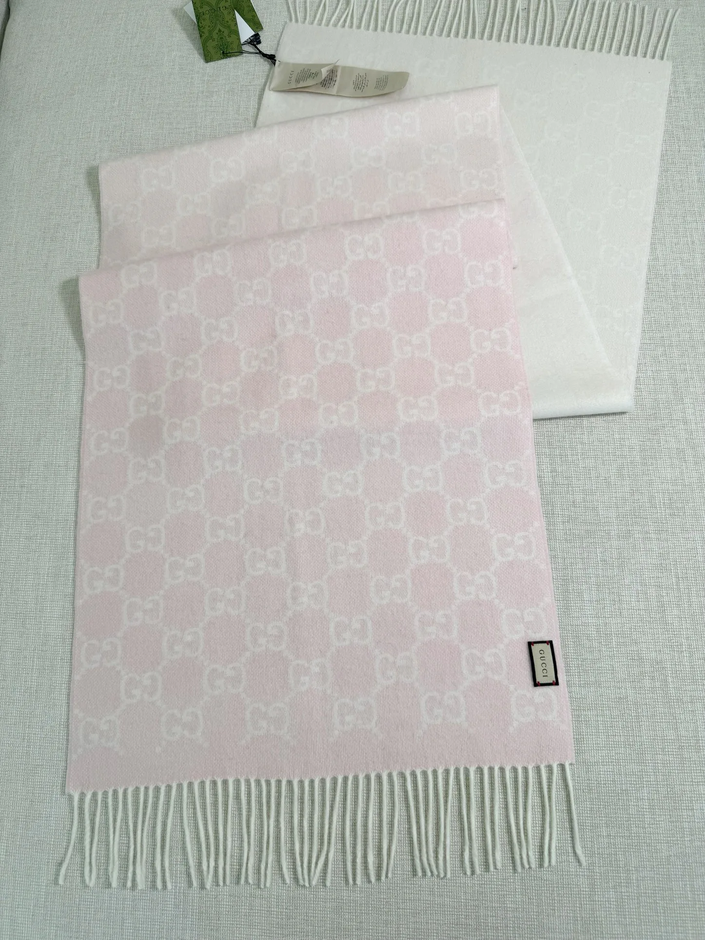 Шарфы Gucci 2202