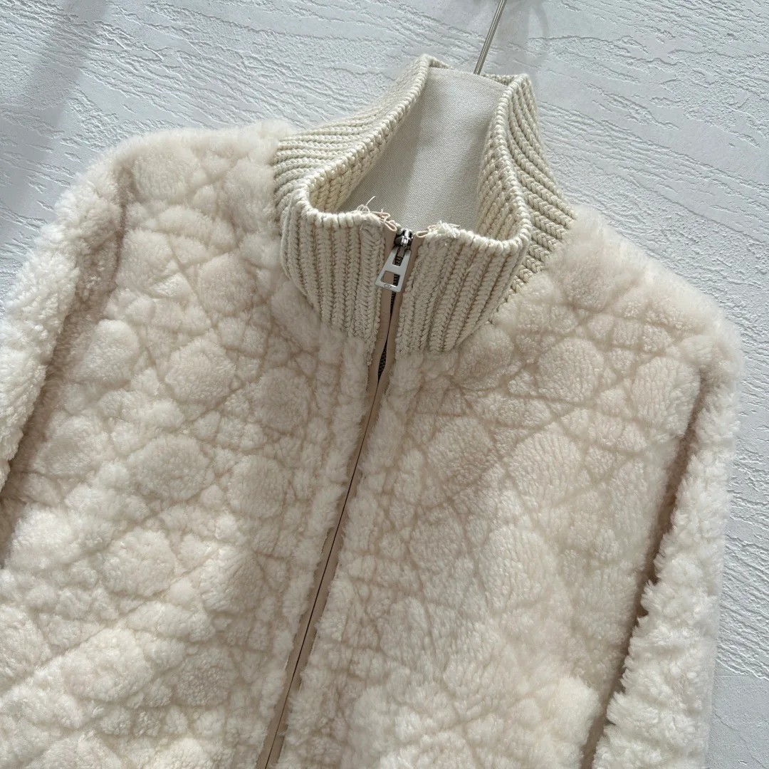 Куртки И Пуховики Женские Christian Dior 409123