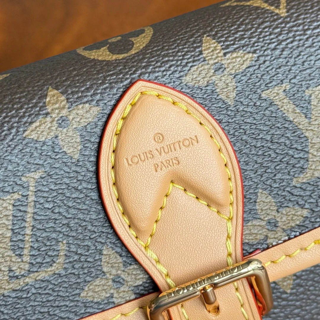 Сумки На Ремне Женские Louis Vuitton 724020