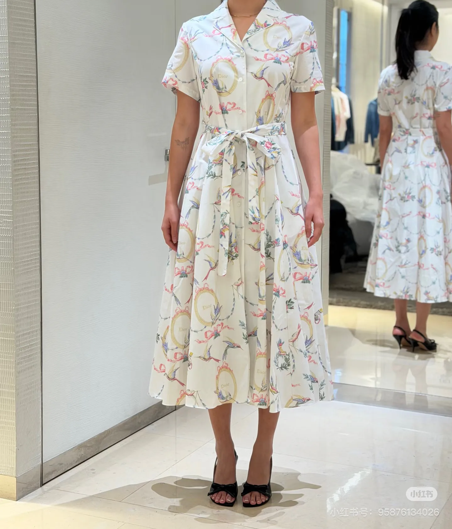 Платья Женские Christian Dior 17960524