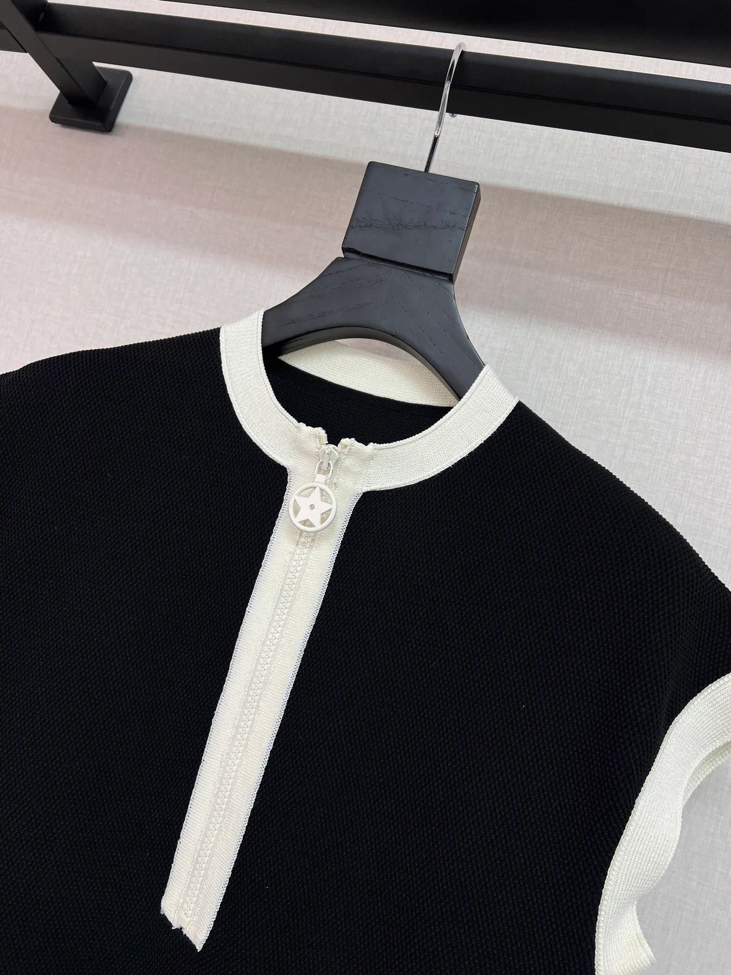 Джемперы И Свитеры Женские Christian Dior 12696357