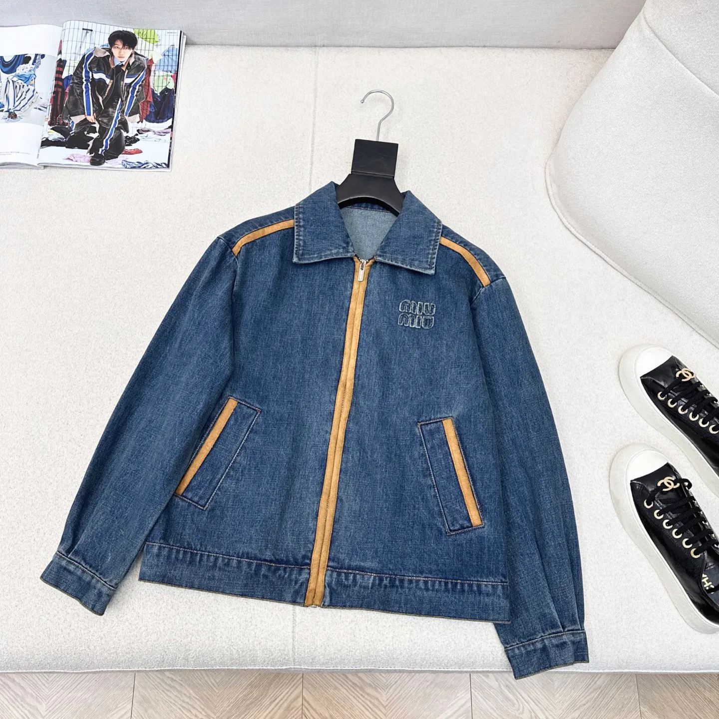 Куртки И Пуховики Женские Miu Miu 4268951