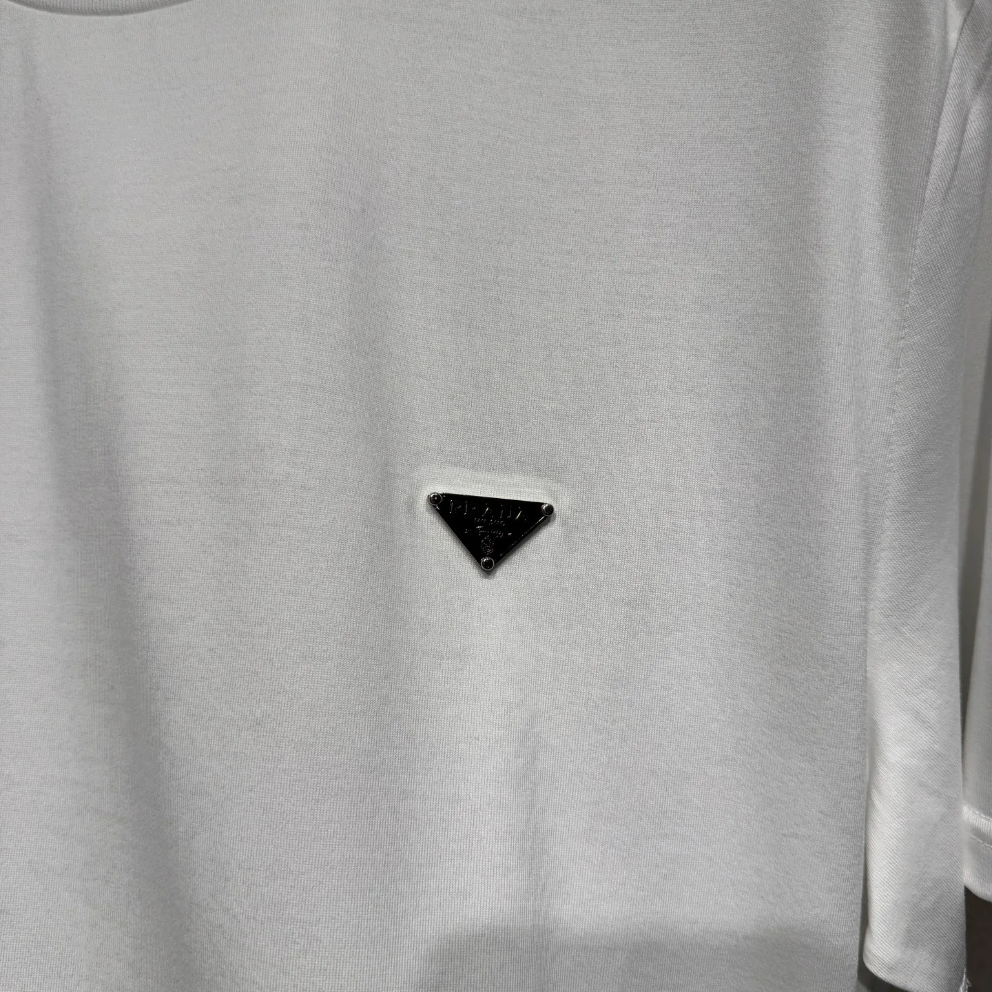 Футболки Женские Prada 13479690
