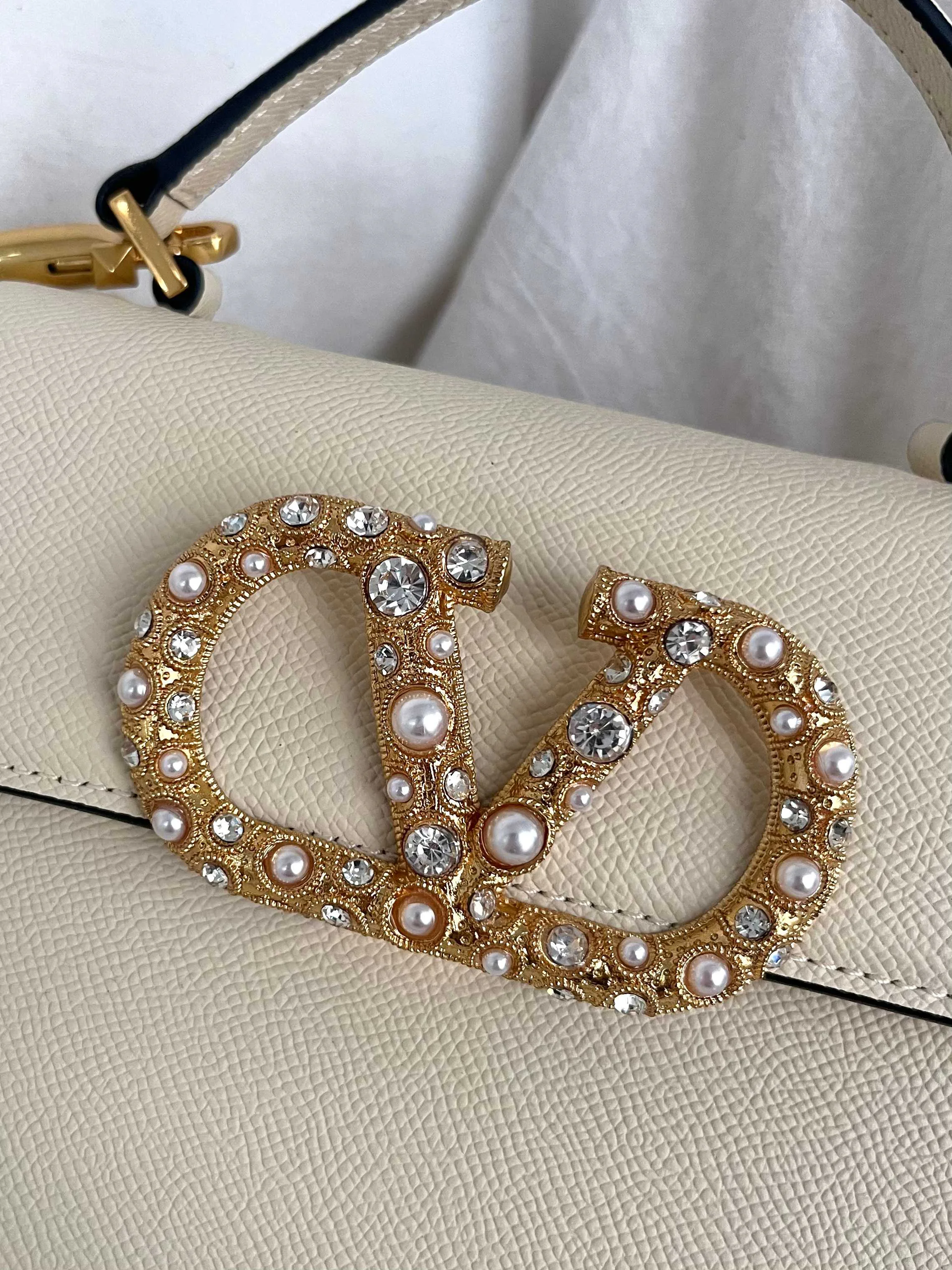 Сумки На Ремне Женские Valentino 1012867