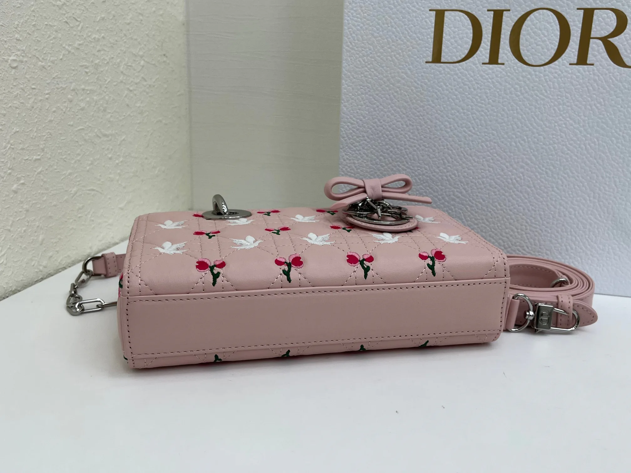 Классические Сумки Женские Christian Dior 17407060