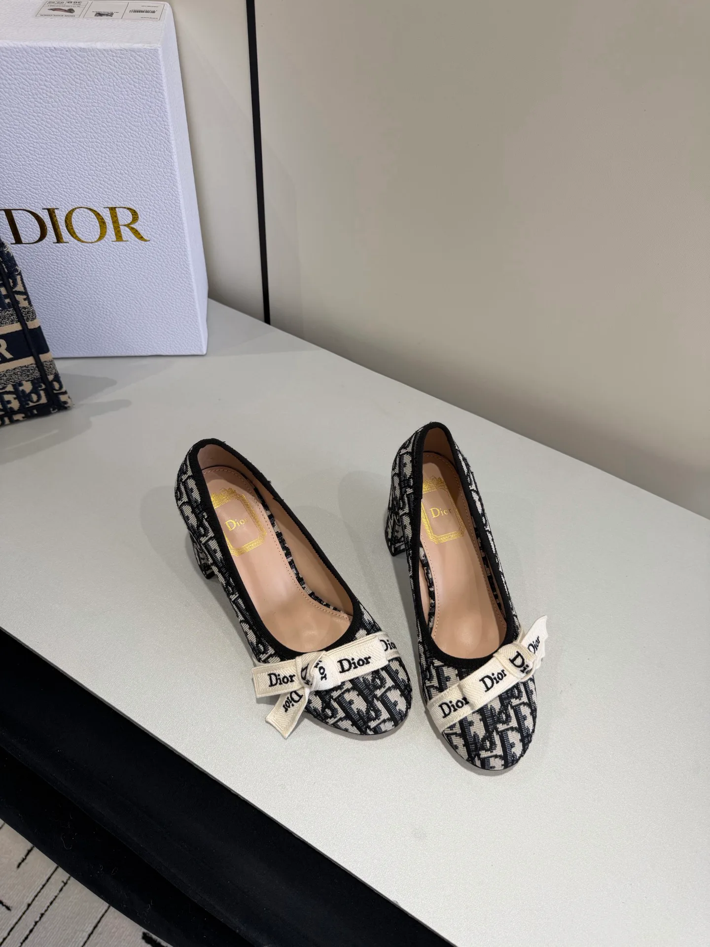 Туфли Женские Christian Dior 18369746