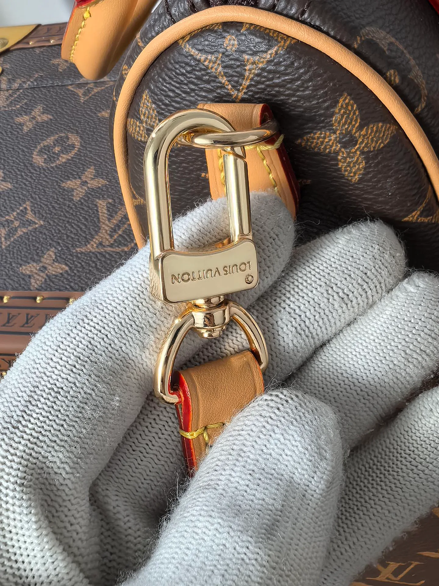 Сумки На Ремне Женские Louis Vuitton 13153270