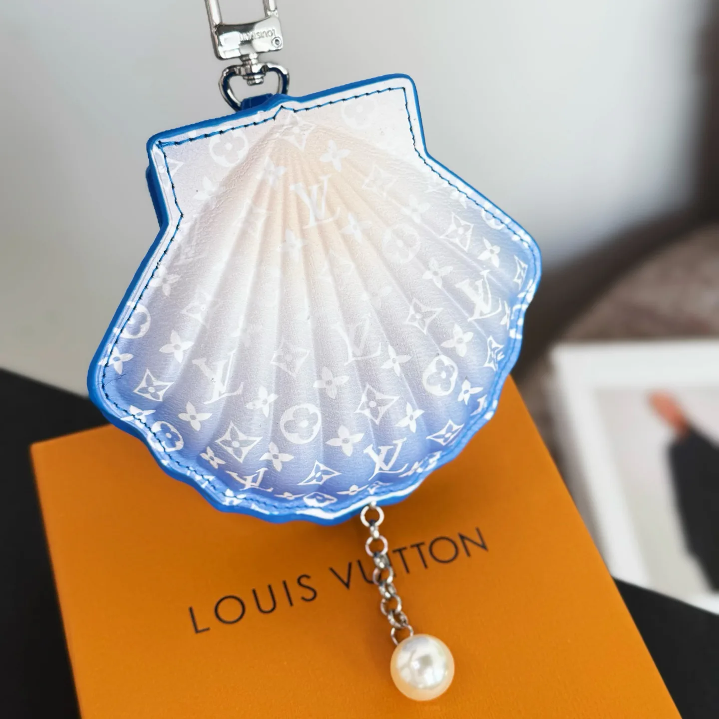 Ключницы Louis Vuitton 376305