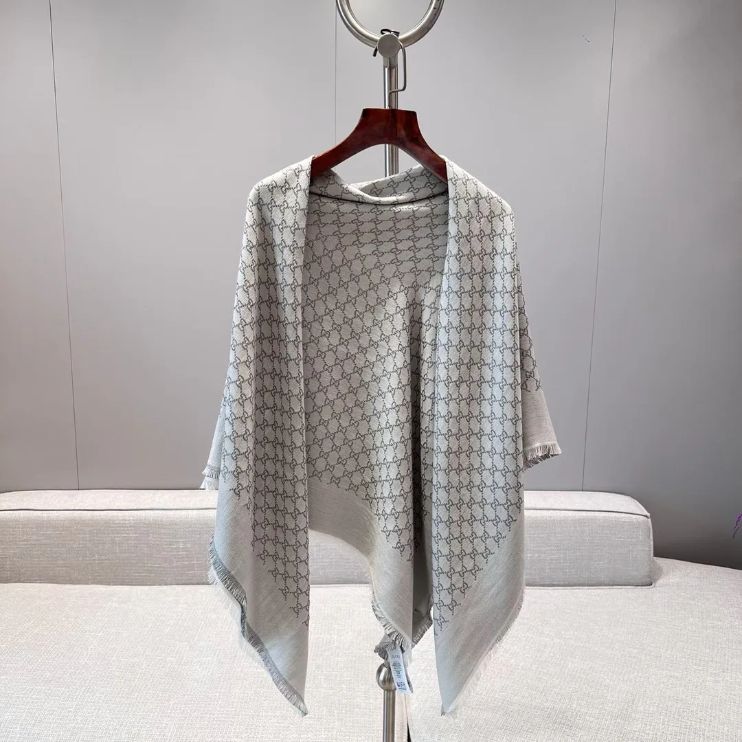 Шарфы Gucci 2642385