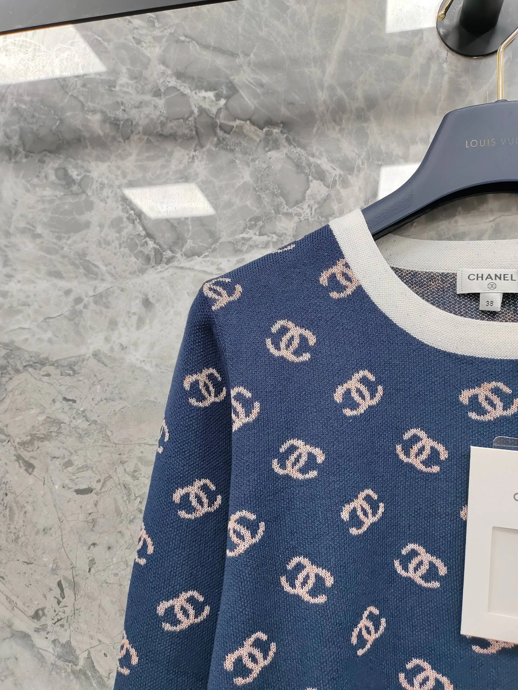 Джемперы И Свитеры Женские Chanel 17954429