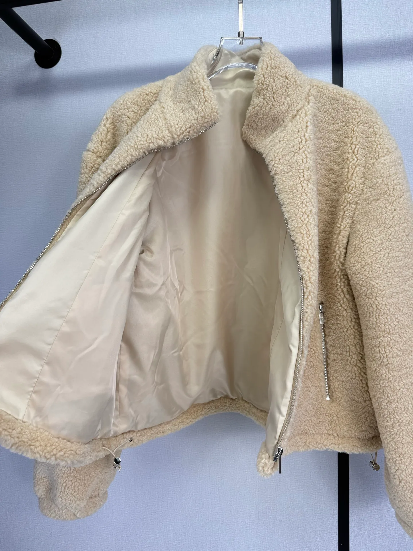 Куртки И Пуховики Женские Miu Miu 18022264