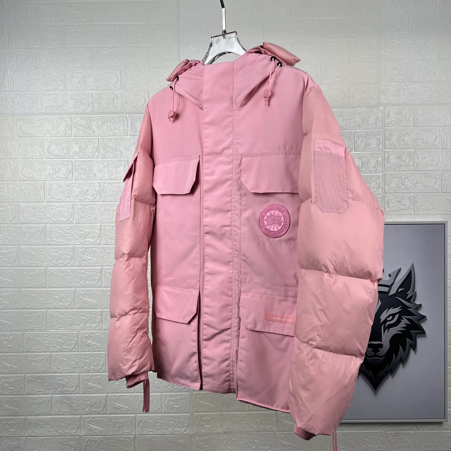 Куртки И Пуховики Женские Canada Goose 17926939