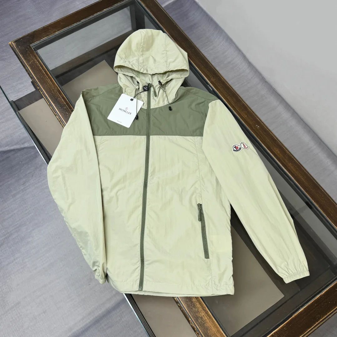 Куртки И Пуховики Мужские Moncler 17286042