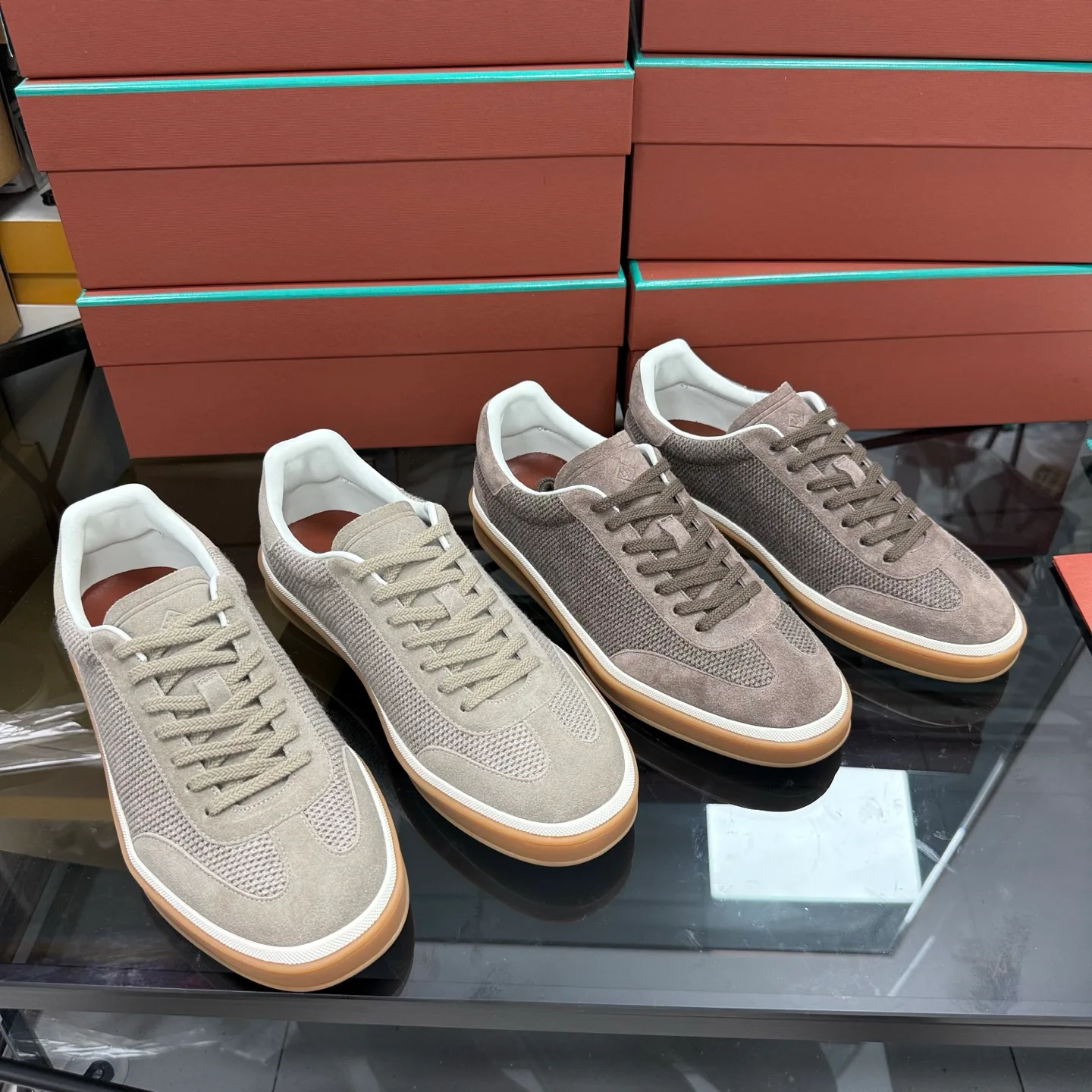 Кроссовки Женские Loro Piana 17955578