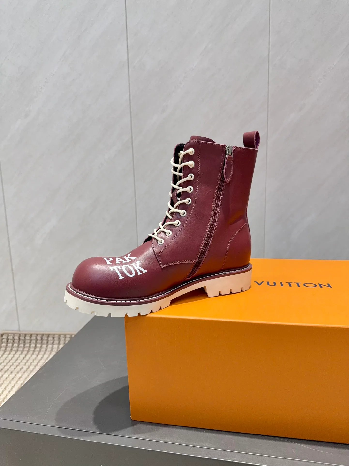 Ботинки Женские Louis Vuitton 244139