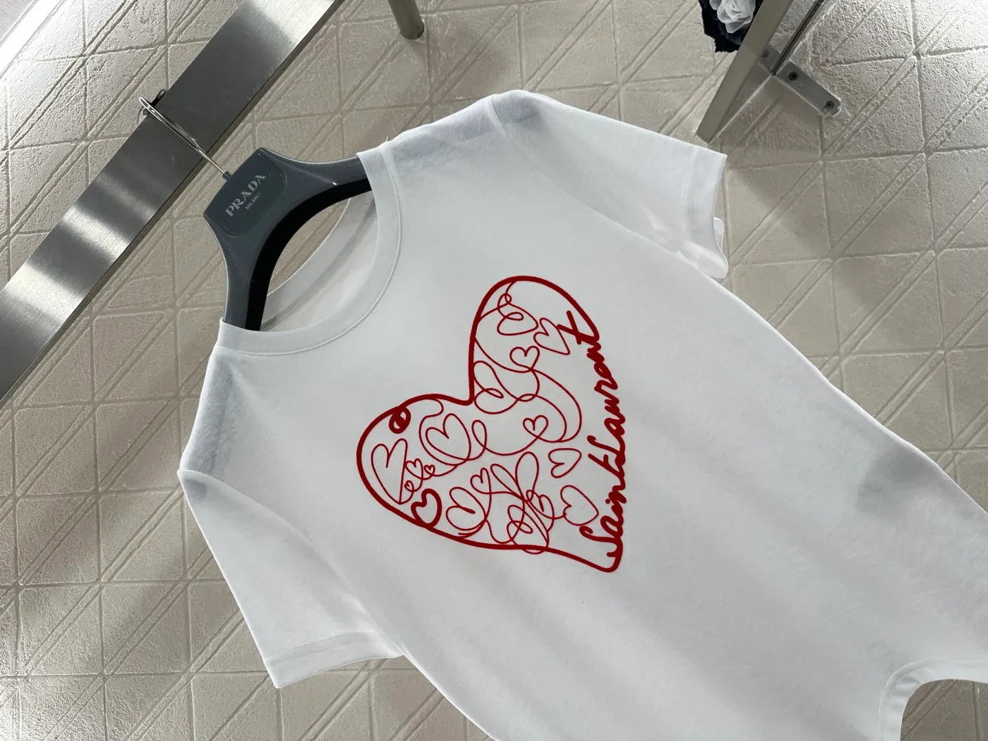 Футболки Женские Saint Laurent 1300637