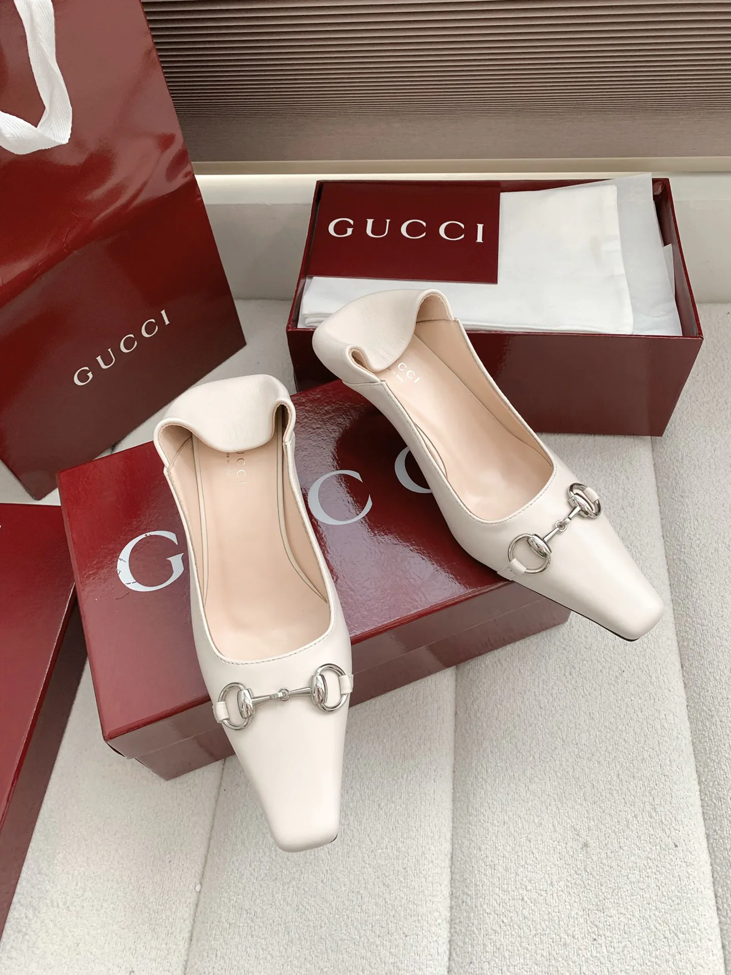 Туфли Женские Gucci 12699585