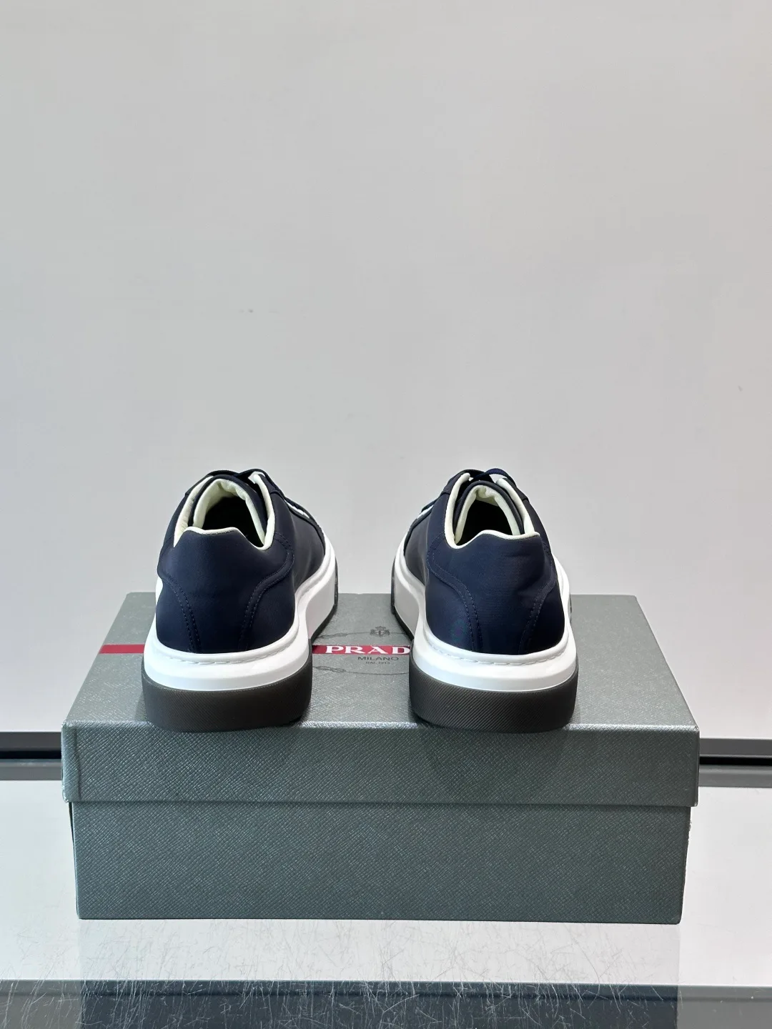 Кроссовки Мужские Prada 17913729
