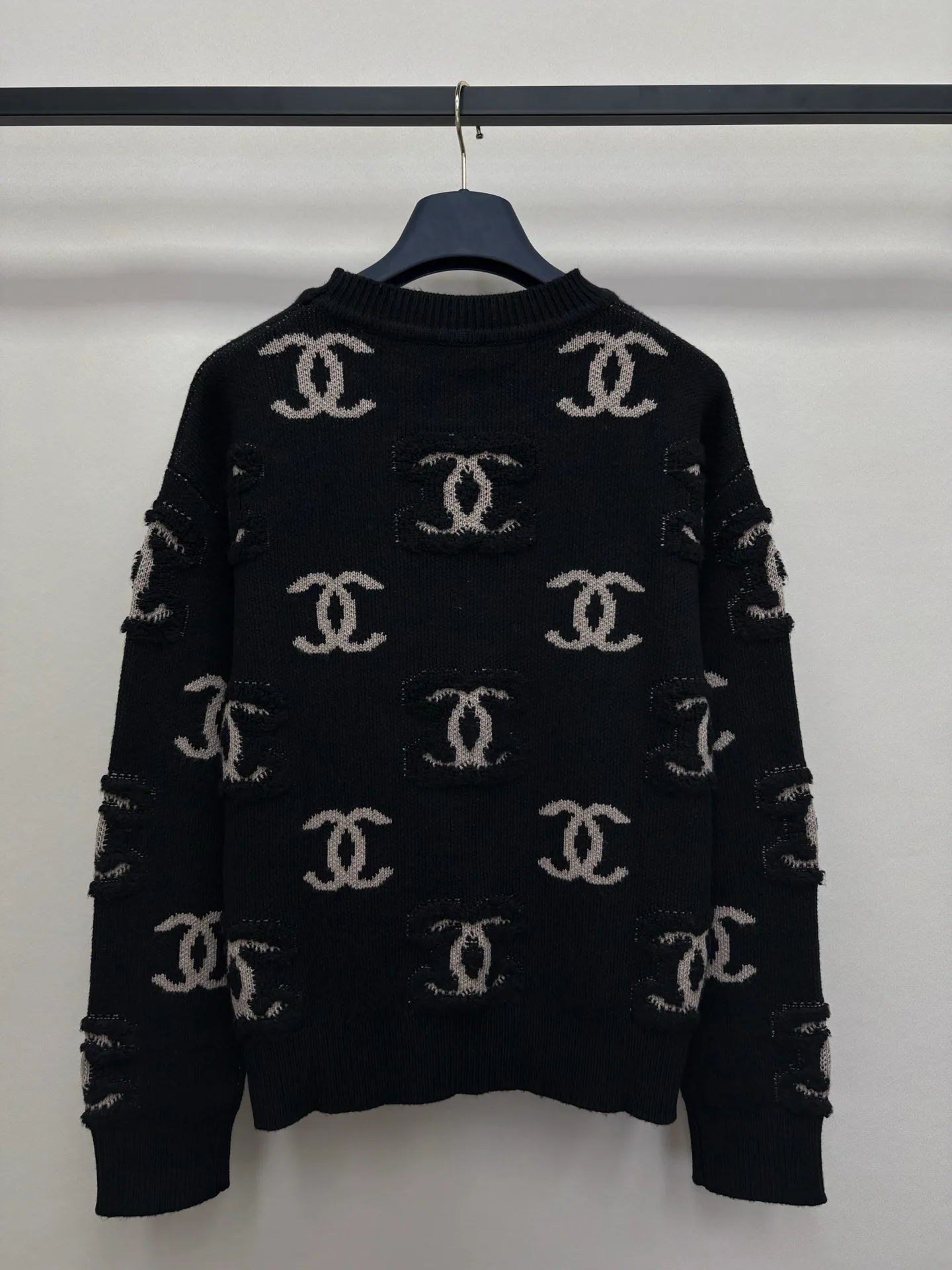 Джемперы И Свитеры Женские Chanel 17696330