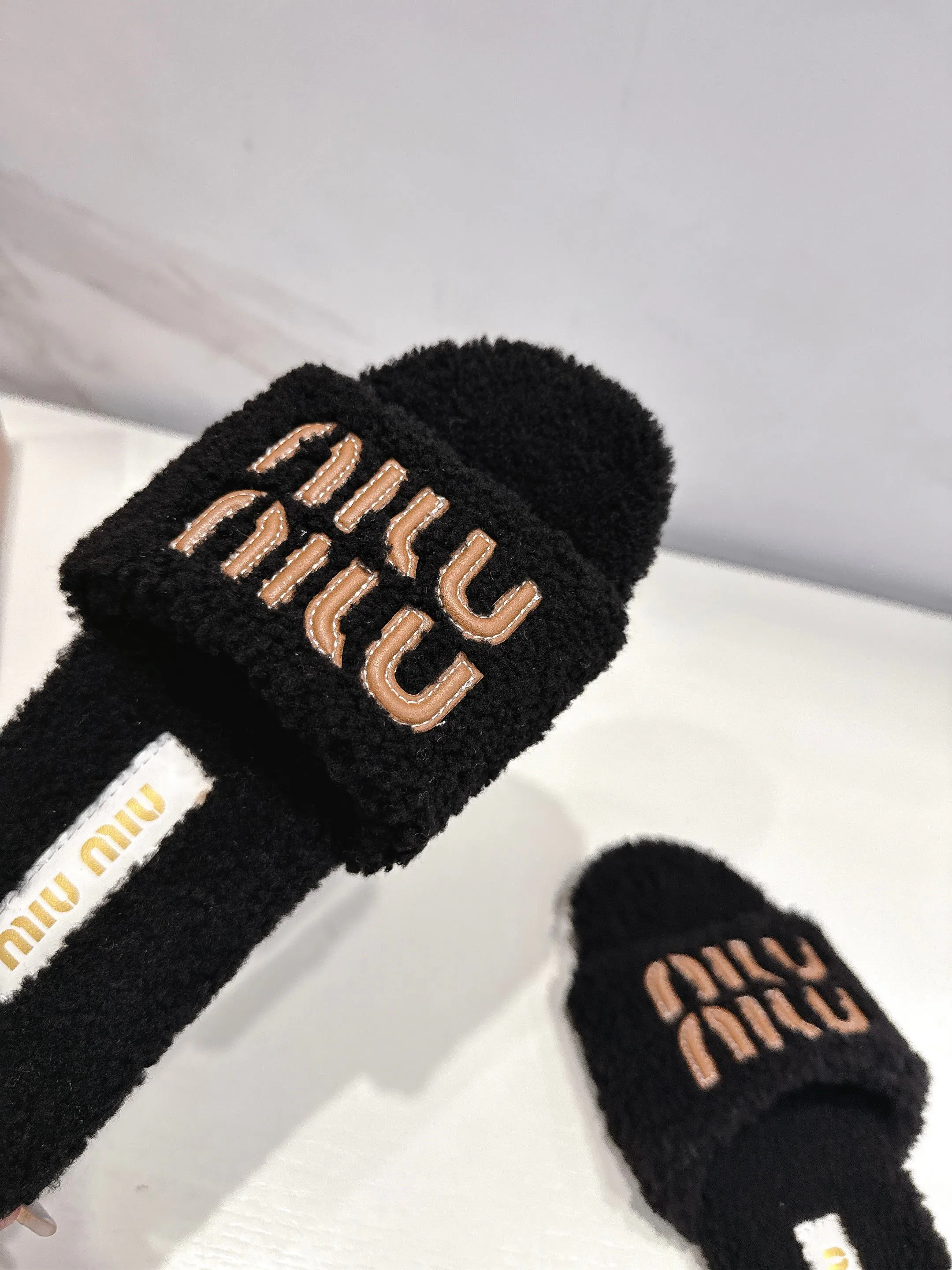 Тапочки Женские Miu Miu 490989