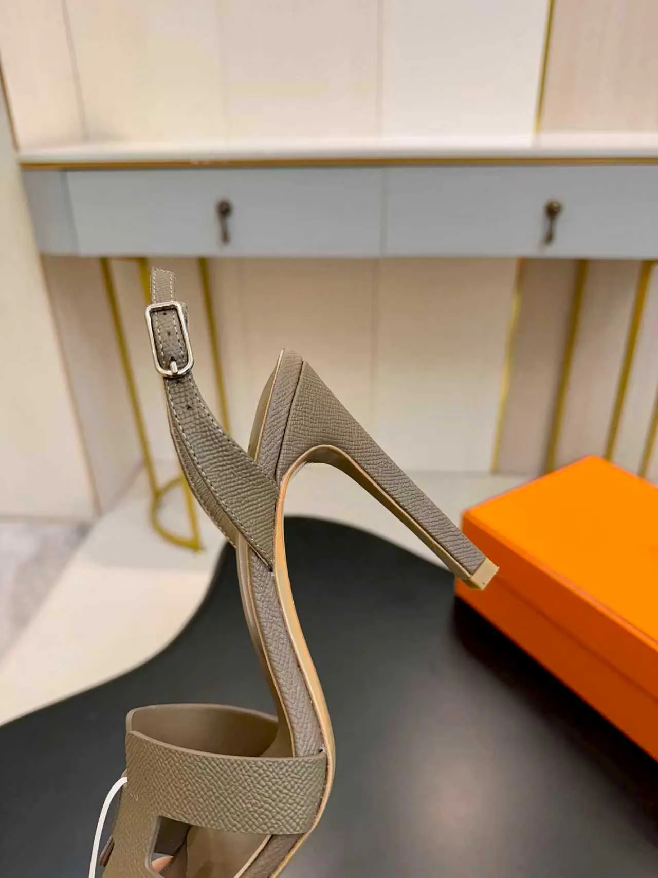 Туфли Женские Hermes 10199208