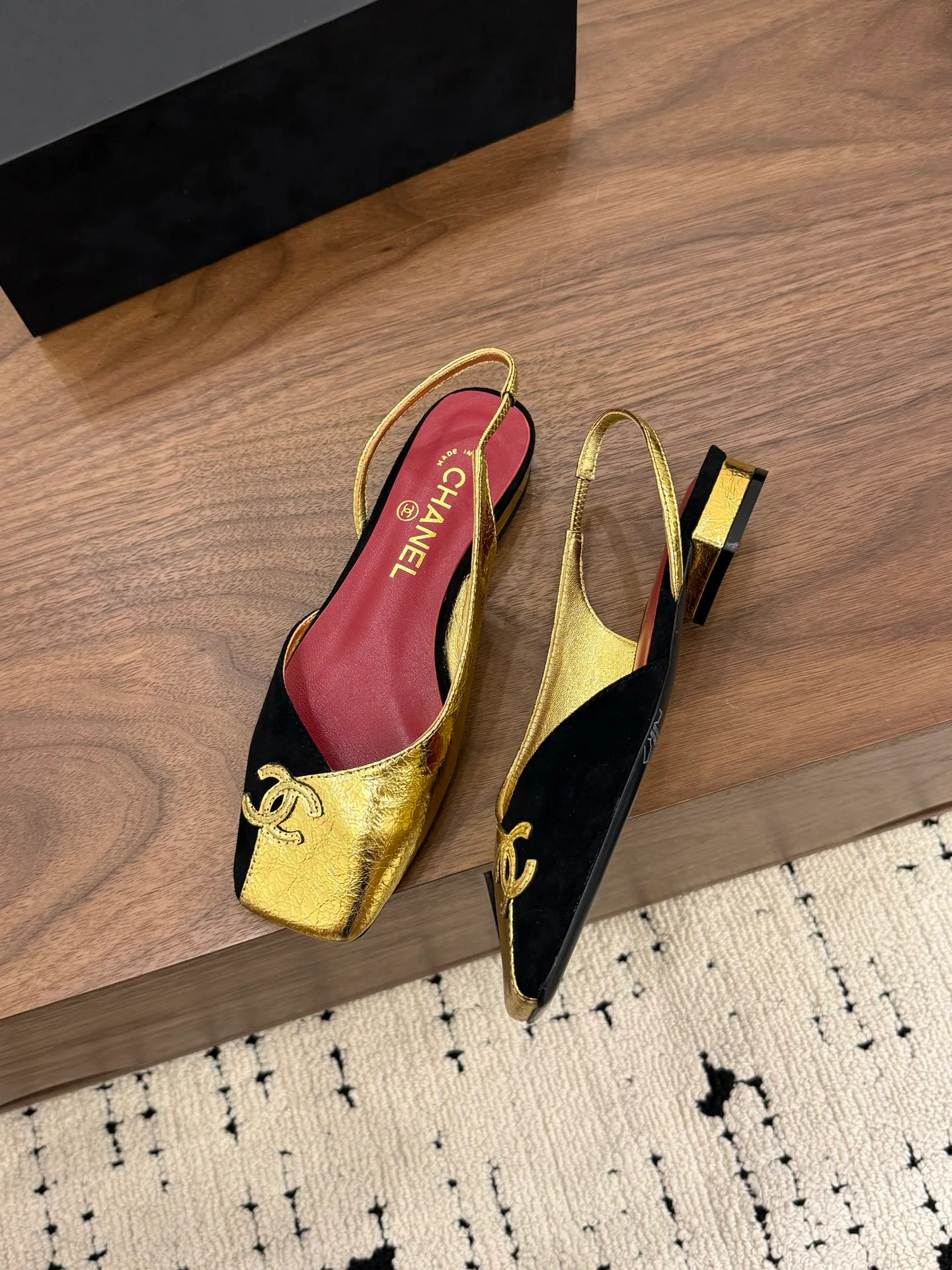 Туфли Женские Chanel 11689212