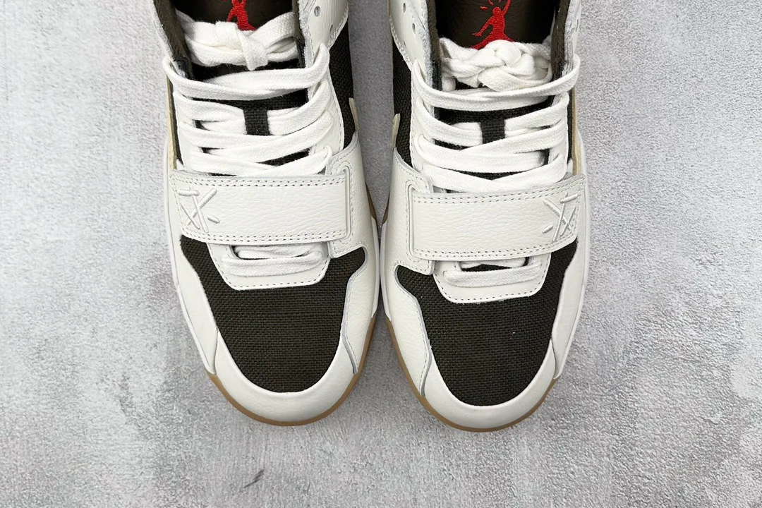 Кроссовки Мужские Air Jordan 253767