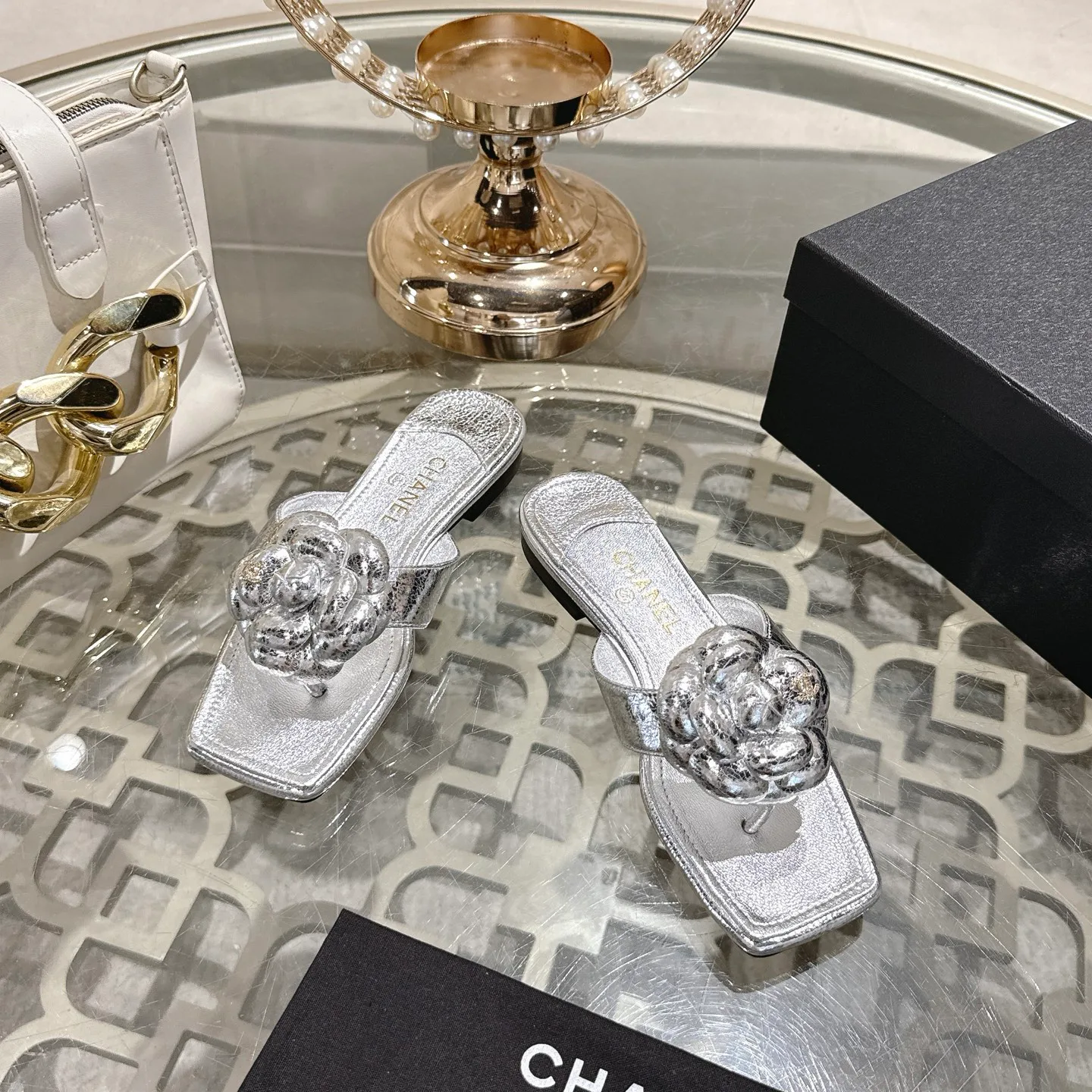 Шлепанцы Женские Chanel 12696620