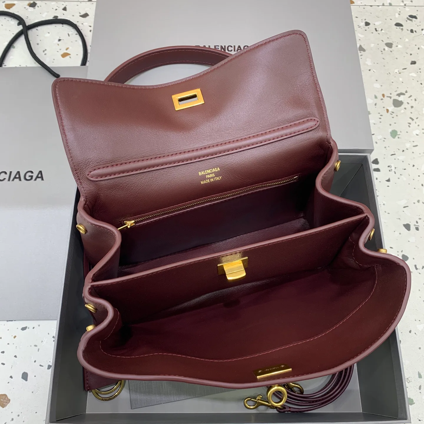 Классические Сумки Женские Balenciaga 11641416
