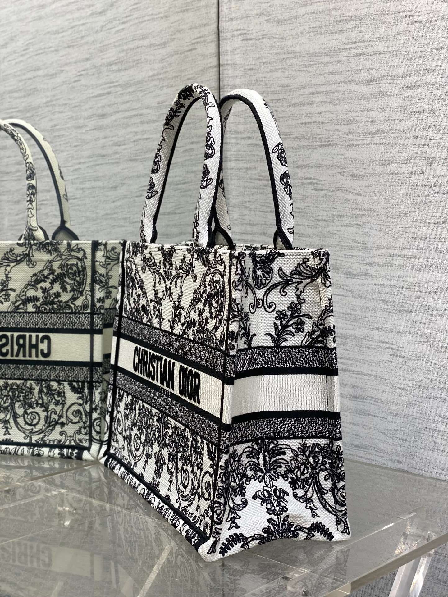 Классические Сумки Женские Christian Dior 11224060