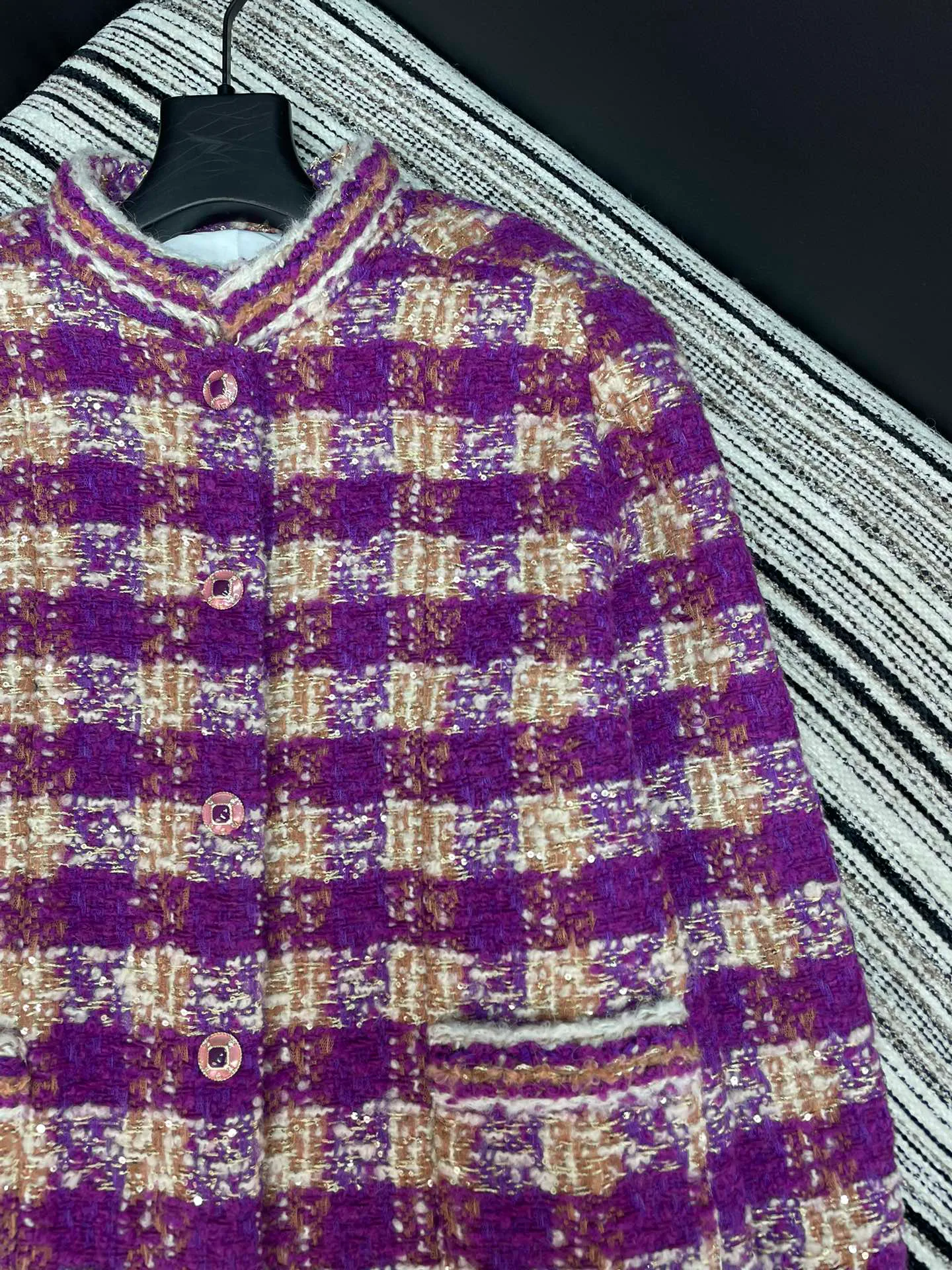 Куртки И Пуховики Женские Chanel 355637