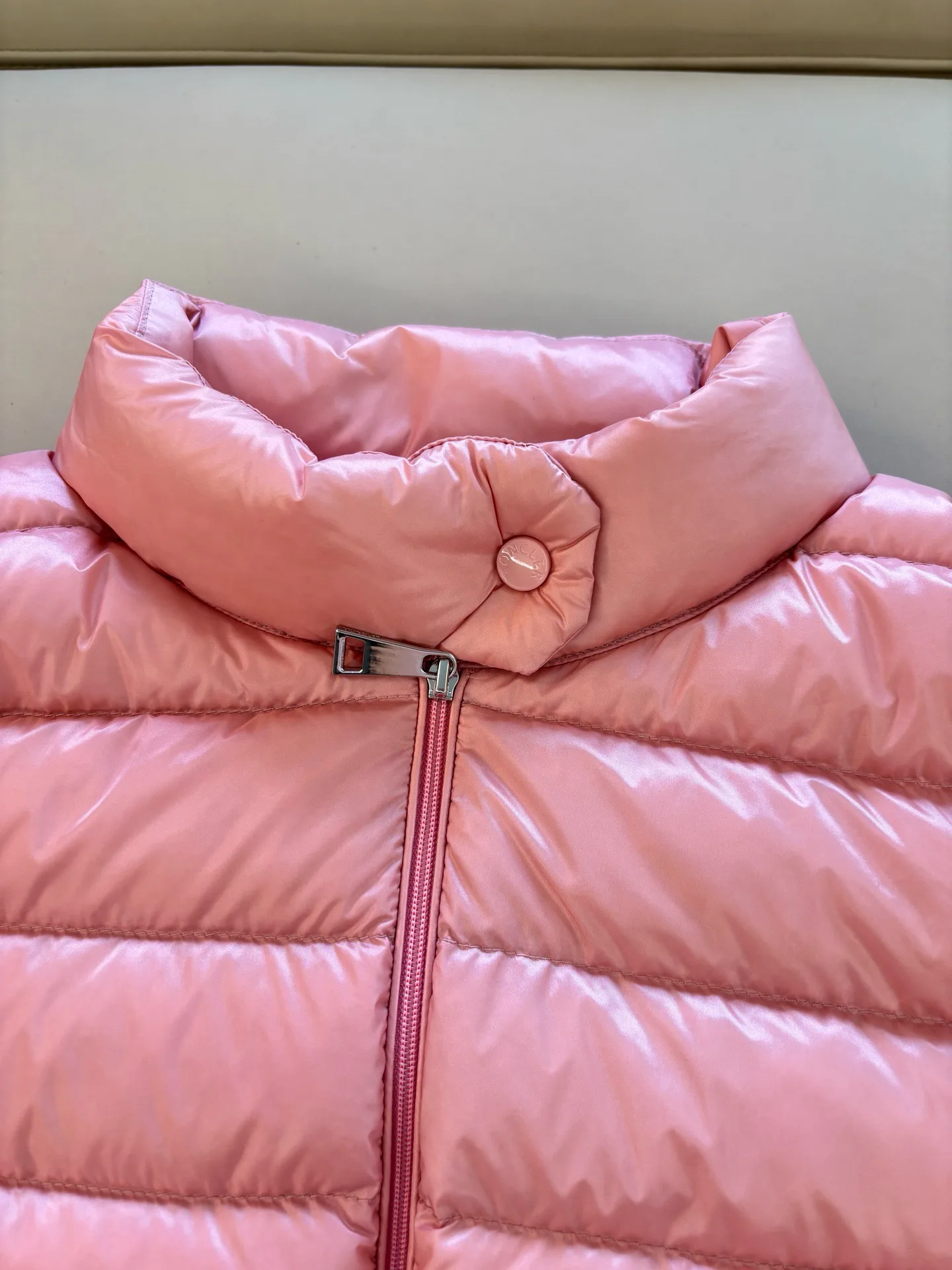 Куртки И Пуховики Женские Moncler 17973764