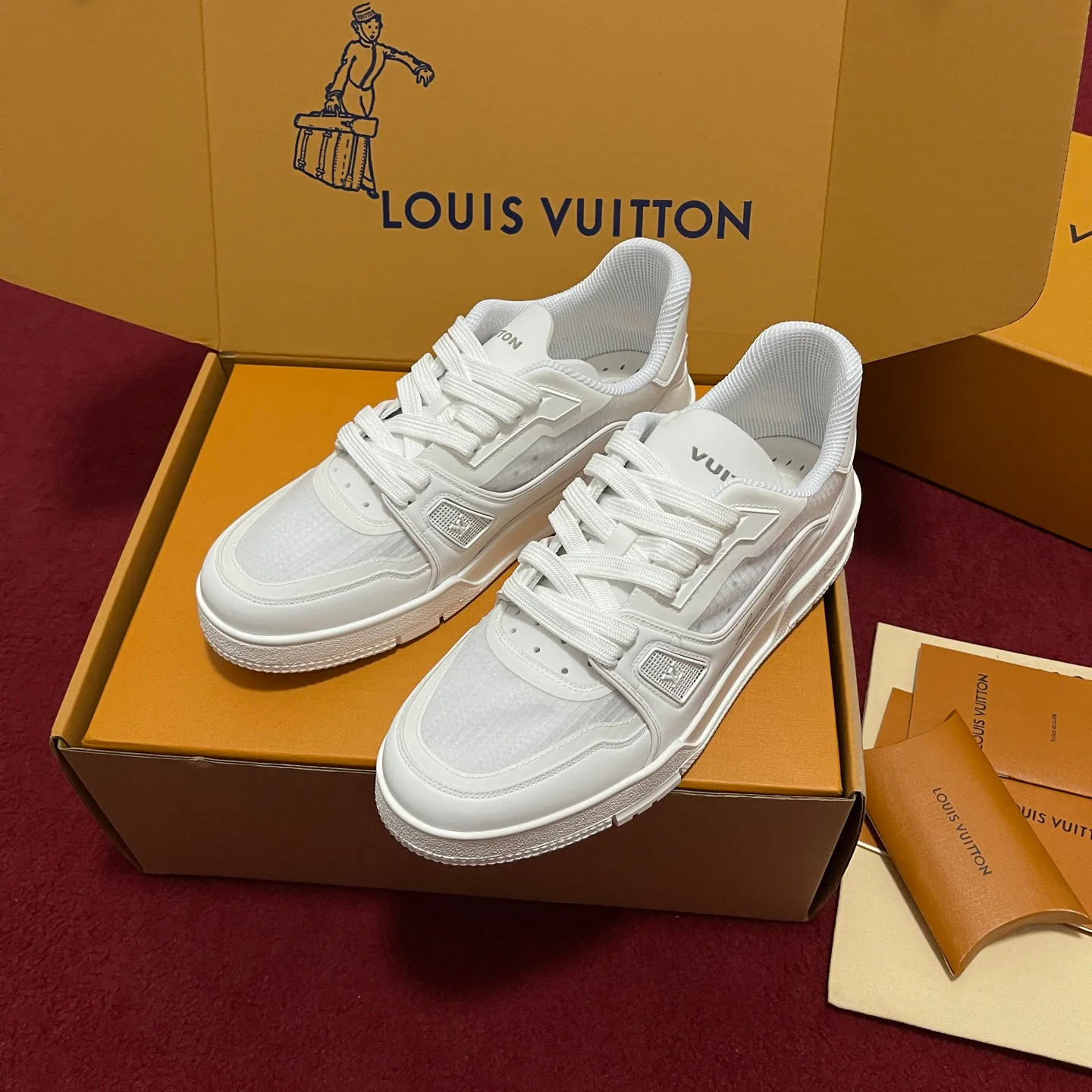 Кроссовки Женские Louis Vuitton 245649