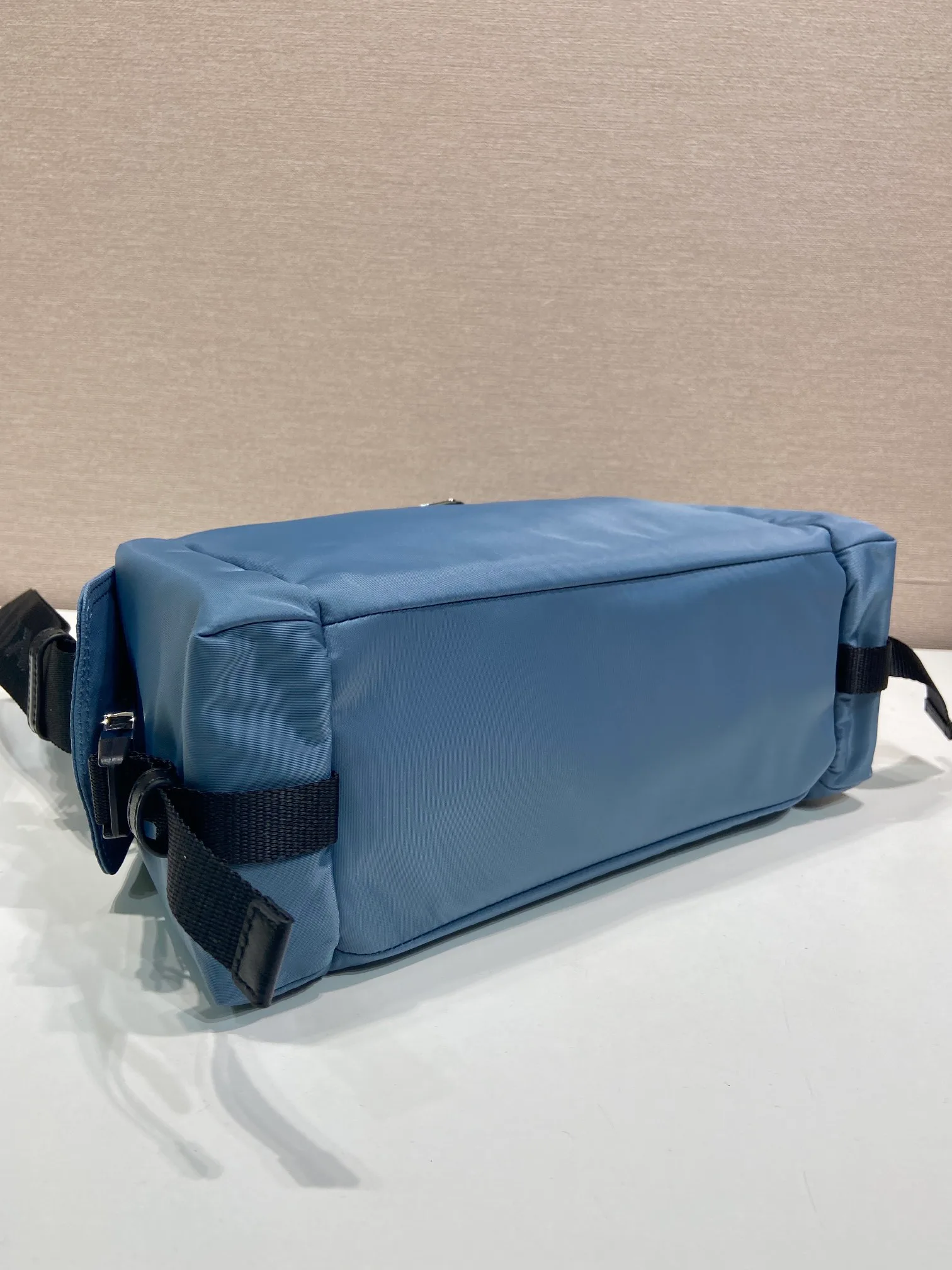Сумки На Ремне Женские Prada 11897339