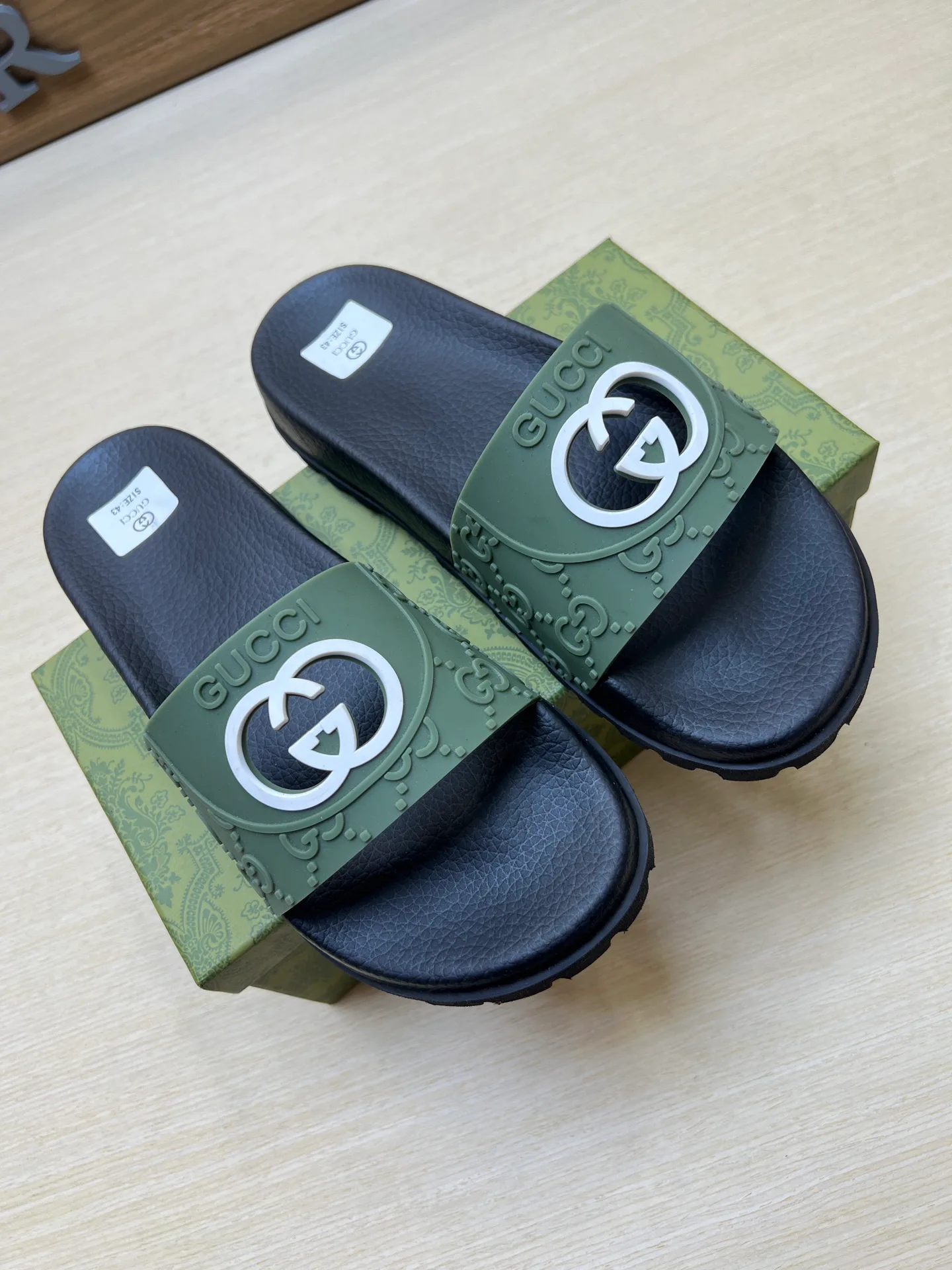 Шлепанцы Женские Gucci 11450953