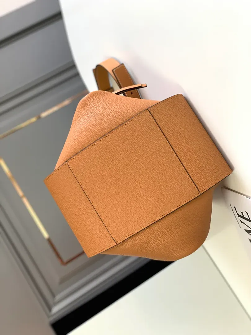 Сумки На Ремне Женские Loewe 1032936