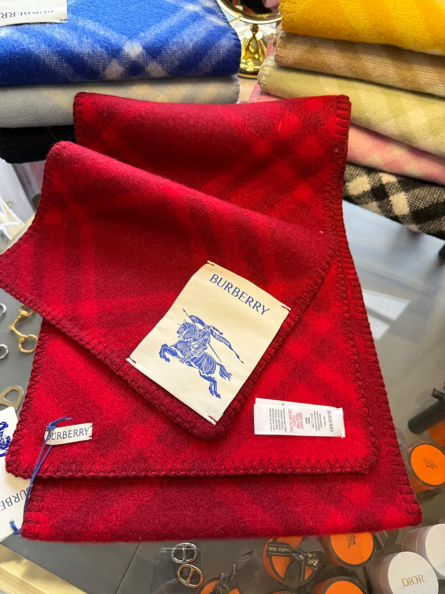 Шарфы Burberry 3874281