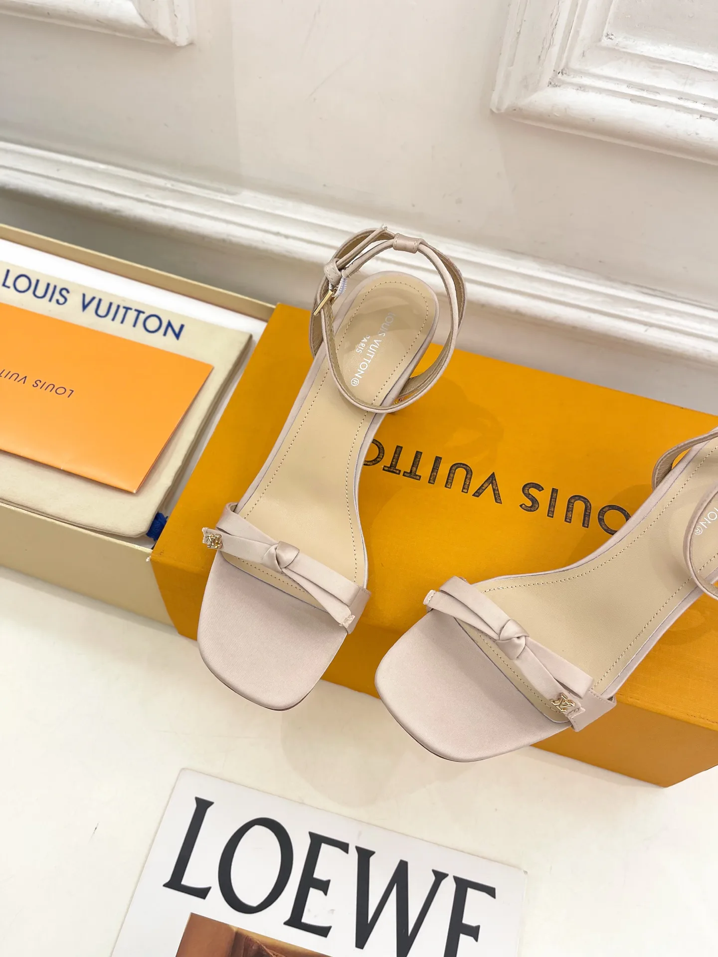 Босоножки Женские Louis Vuitton 18034967