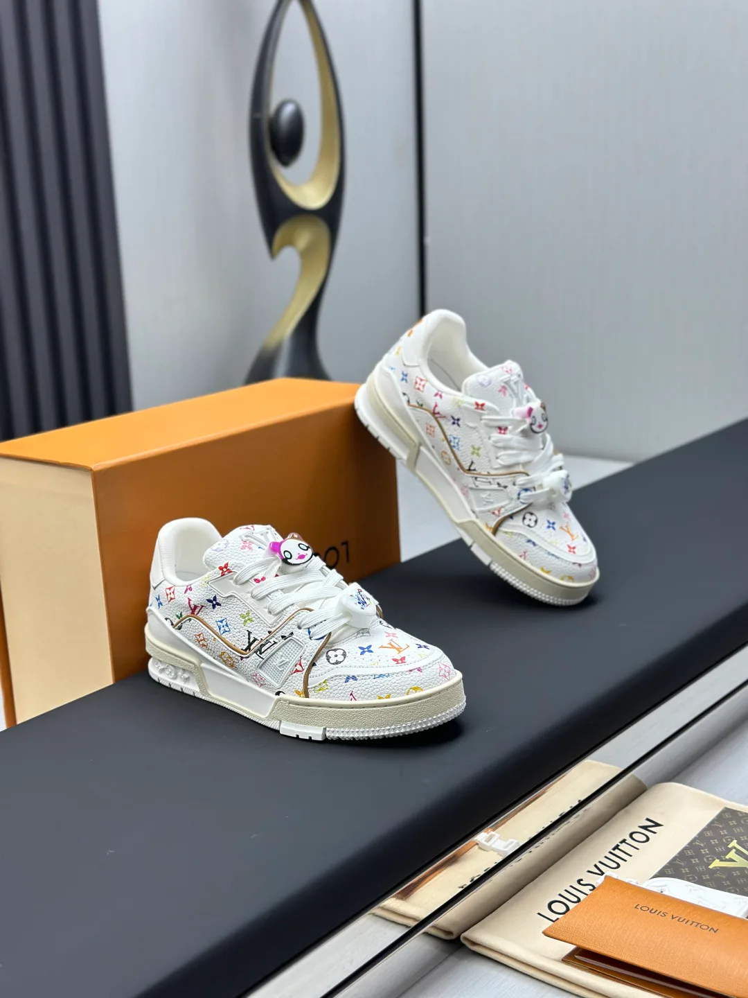 Кроссовки Женские Louis Vuitton 153022