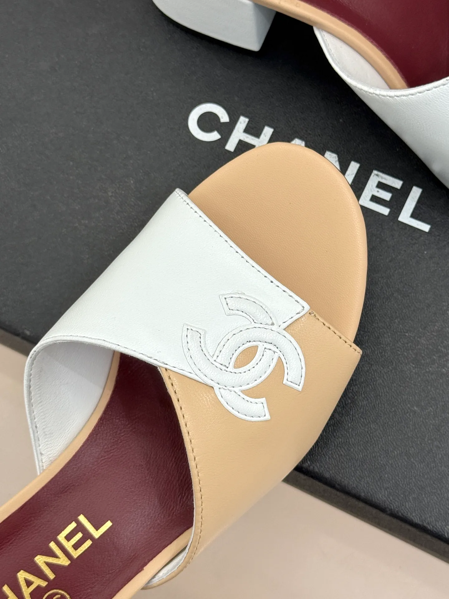 Босоножки Женские Chanel 12693149