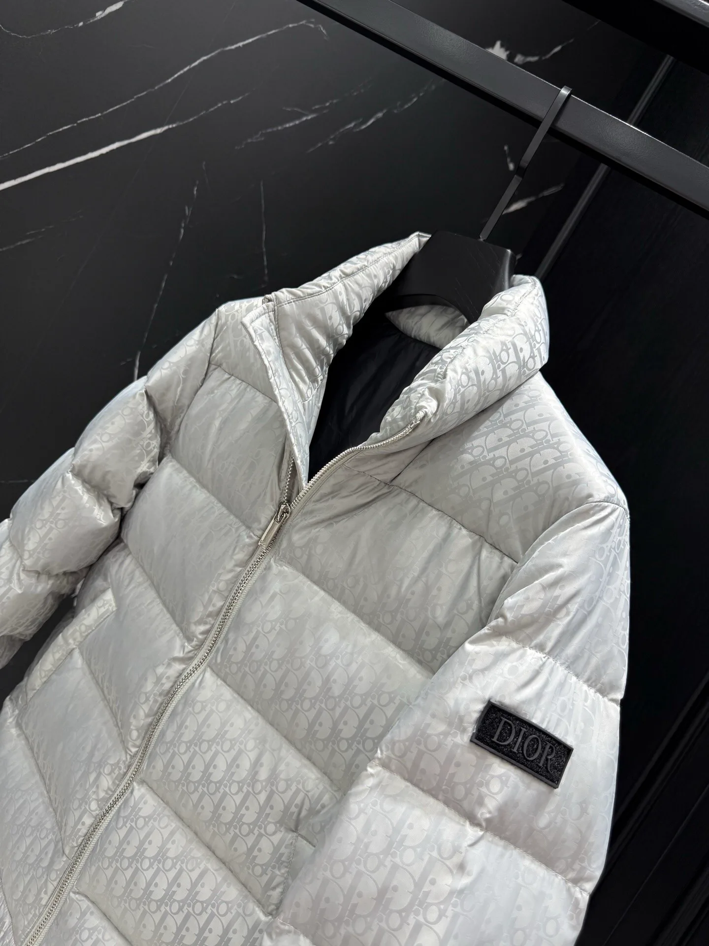 Куртки И Пуховики Женские Christian Dior 18129893