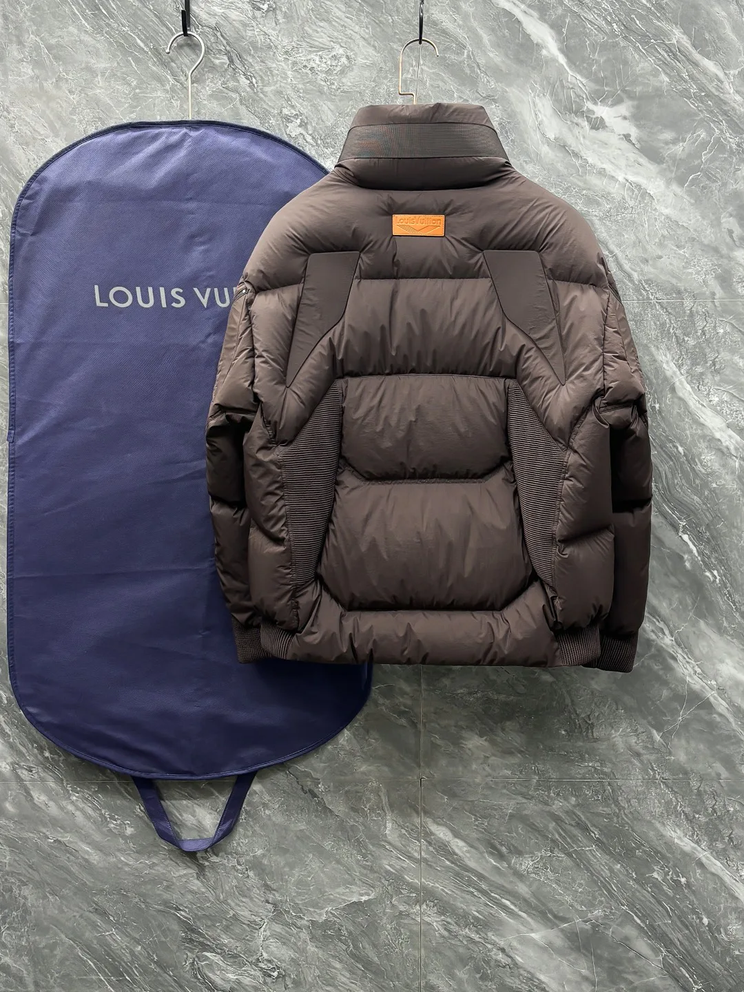 Куртки И Пуховики Мужские Louis Vuitton 4360178